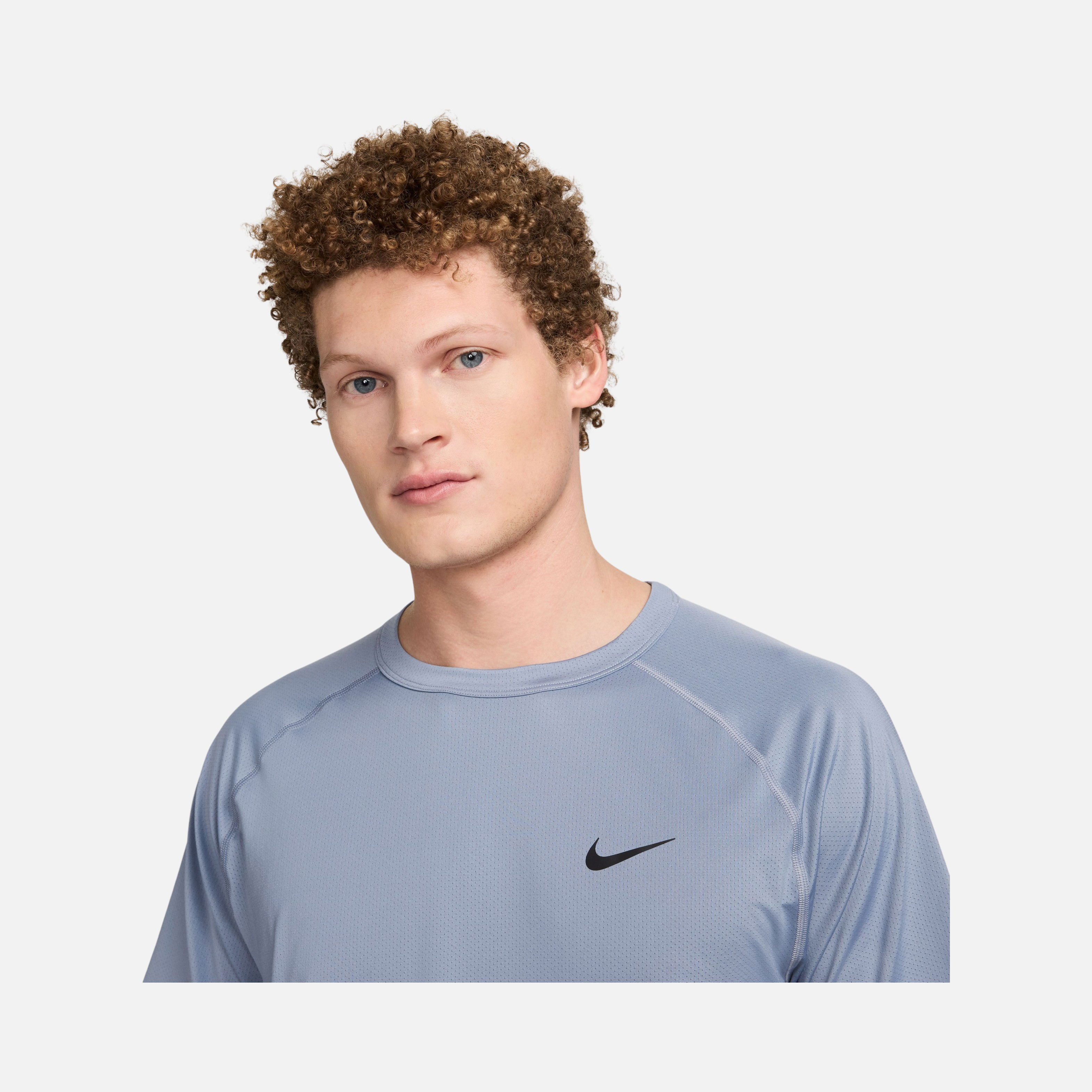 Nike Dri-Fit Ready Fitness Training Short-Sleeve Erkek Tişört