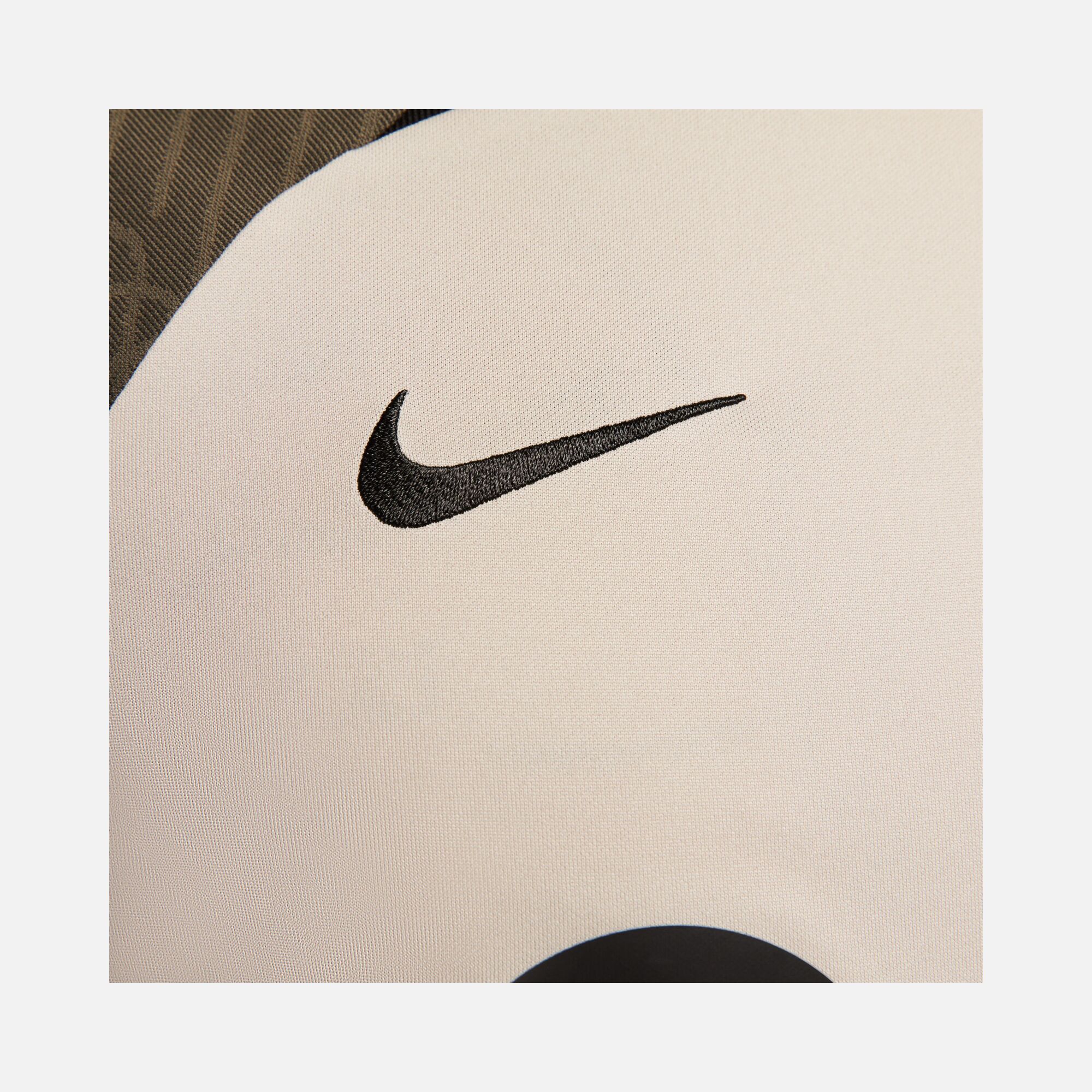 Nike FC Barcelona Strike Dri-Fit Knit Soccer Short-Sleeve Erkek Tişört