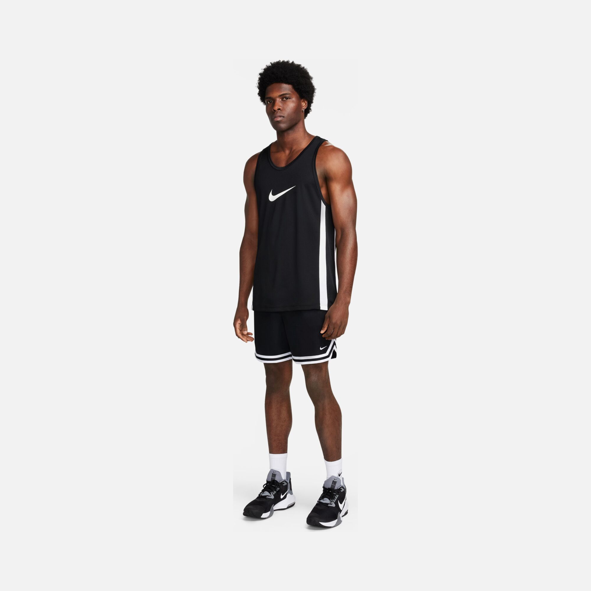 Nike DNA Dri-Fit 15cm (approx.) ''Mesh Surface & Smooth Interior'' Basketball Erkek Şort