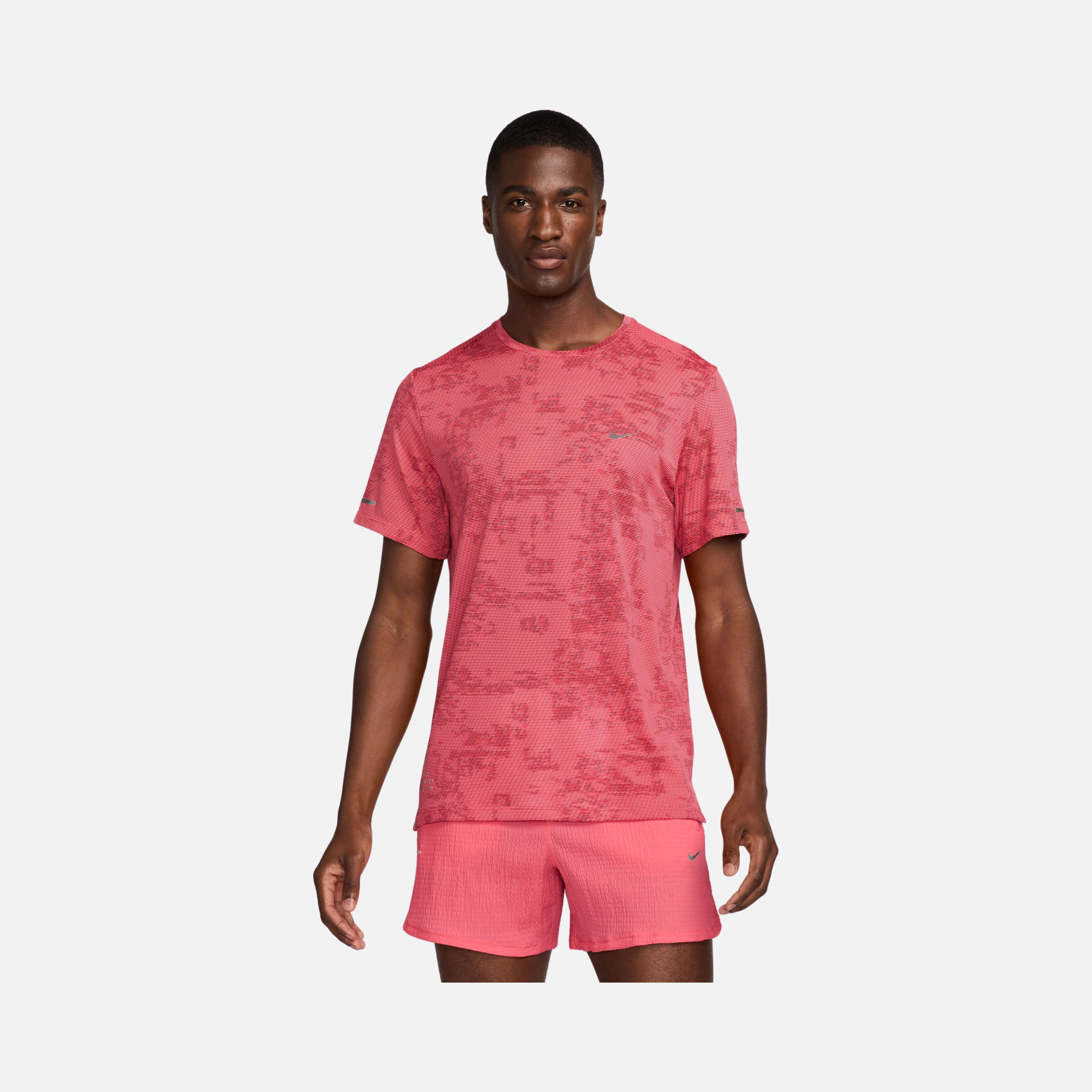 Nike Dri-Fit ADV Run Division Short-Sleeve Running Erkek Tişört