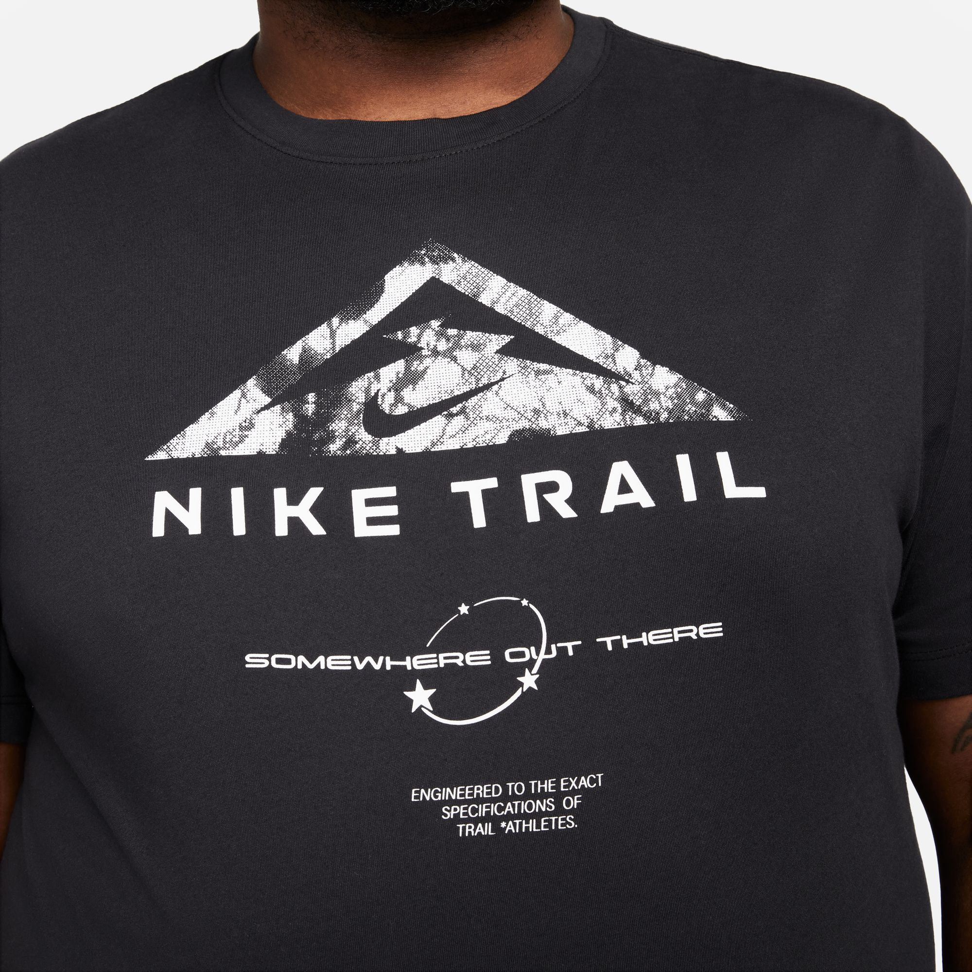 Nike Dri-Fit ''Some Where out There'' Run Trail Short-Sleeve Erkek Tişört