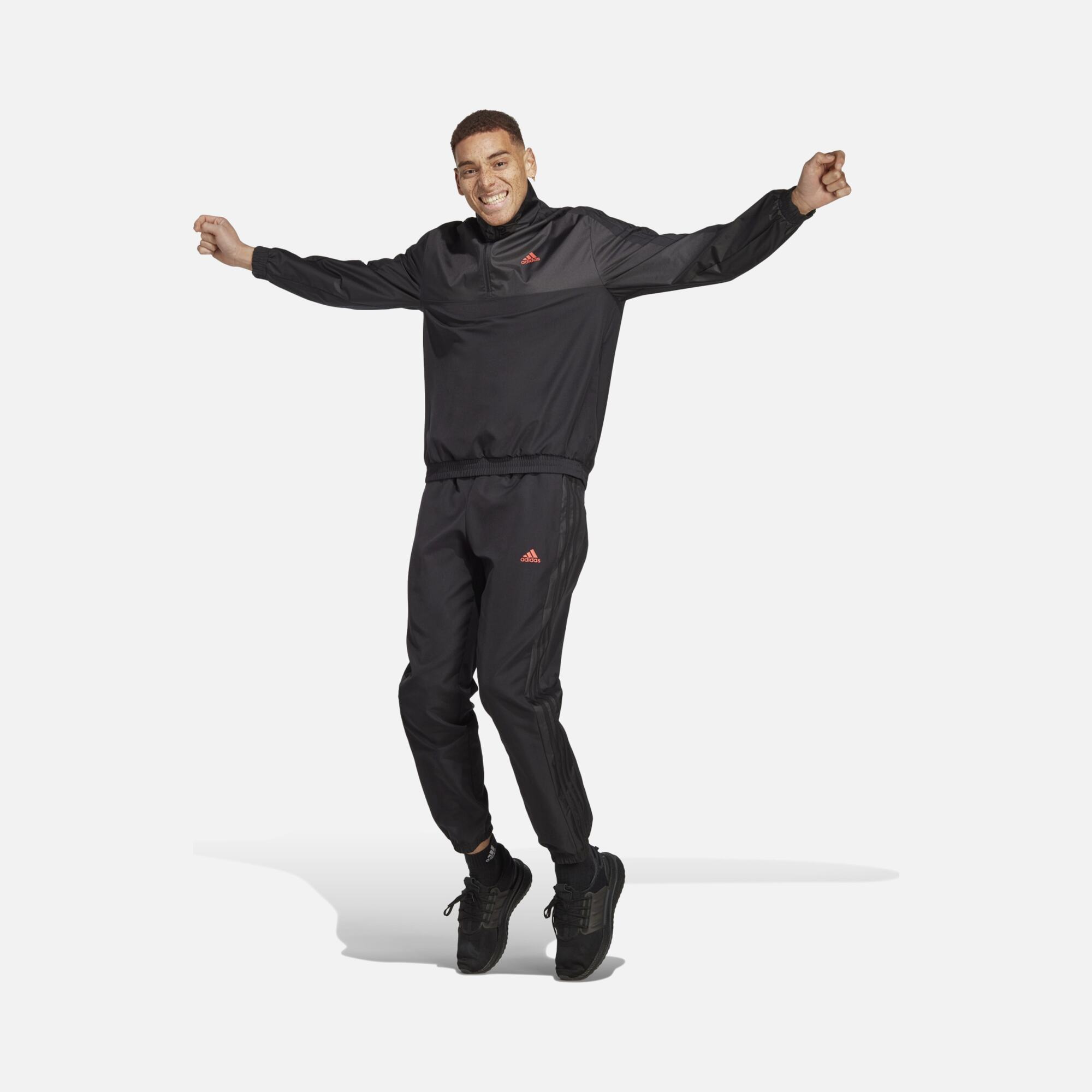 adidas Sportswear Woven 1/4 Zip Erkek Eşofman Takımı