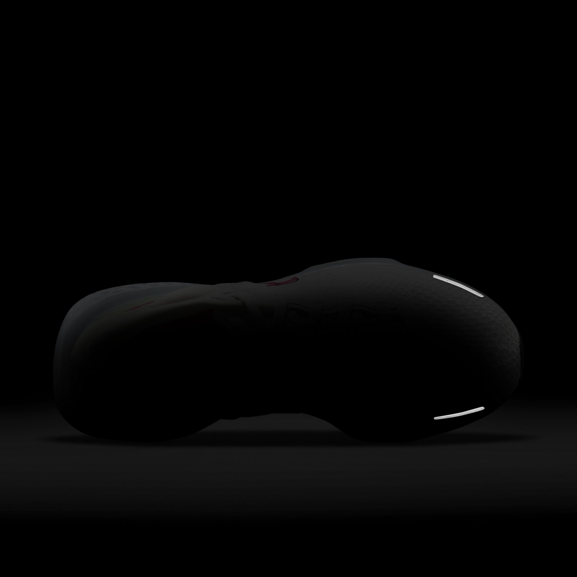 Nike ZoomX Invincible Run Flyknit Running Kadın Spor Ayakkabı