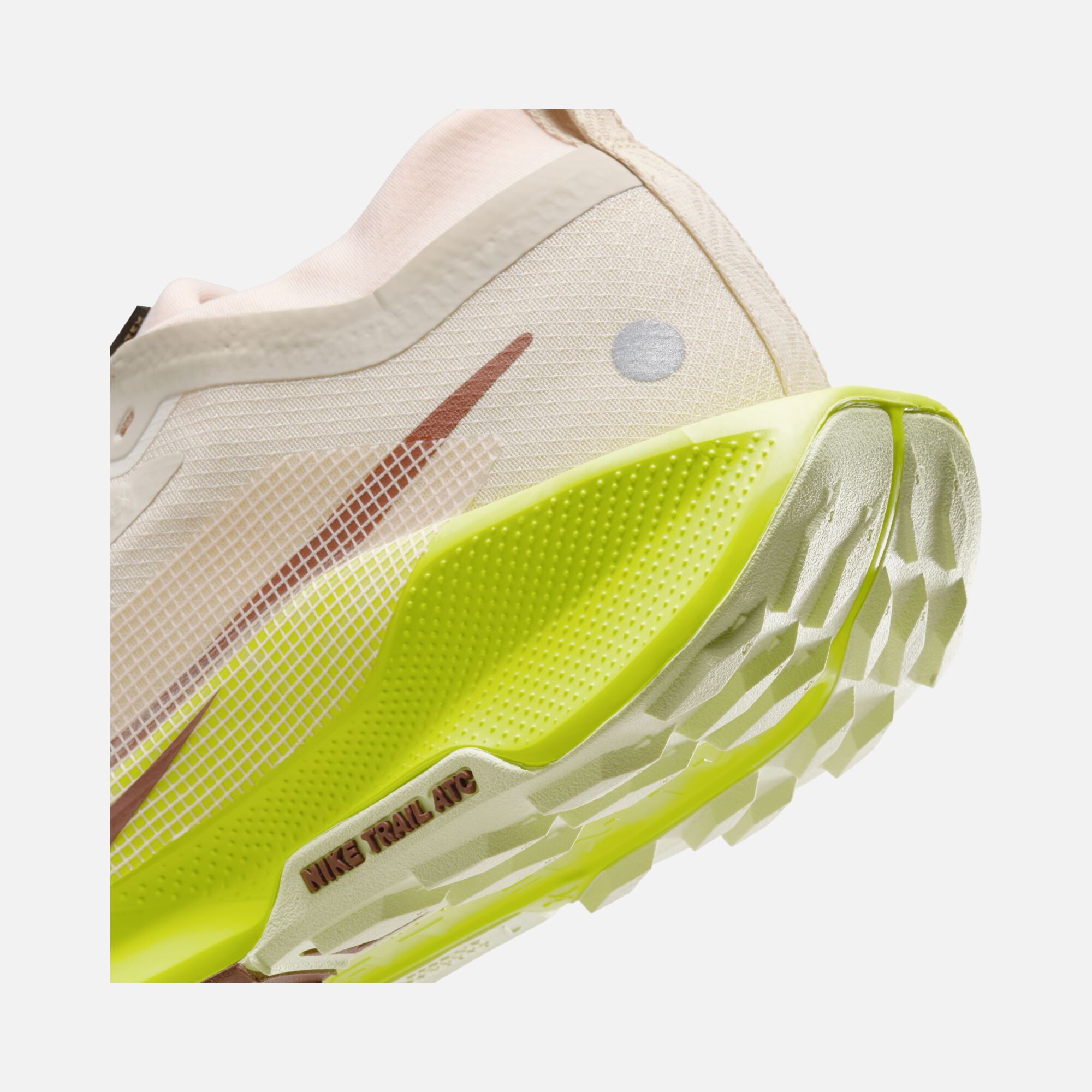 Nike Pegasus Trail 5 Gore-Tex Running Kadın Spor Ayakkabı