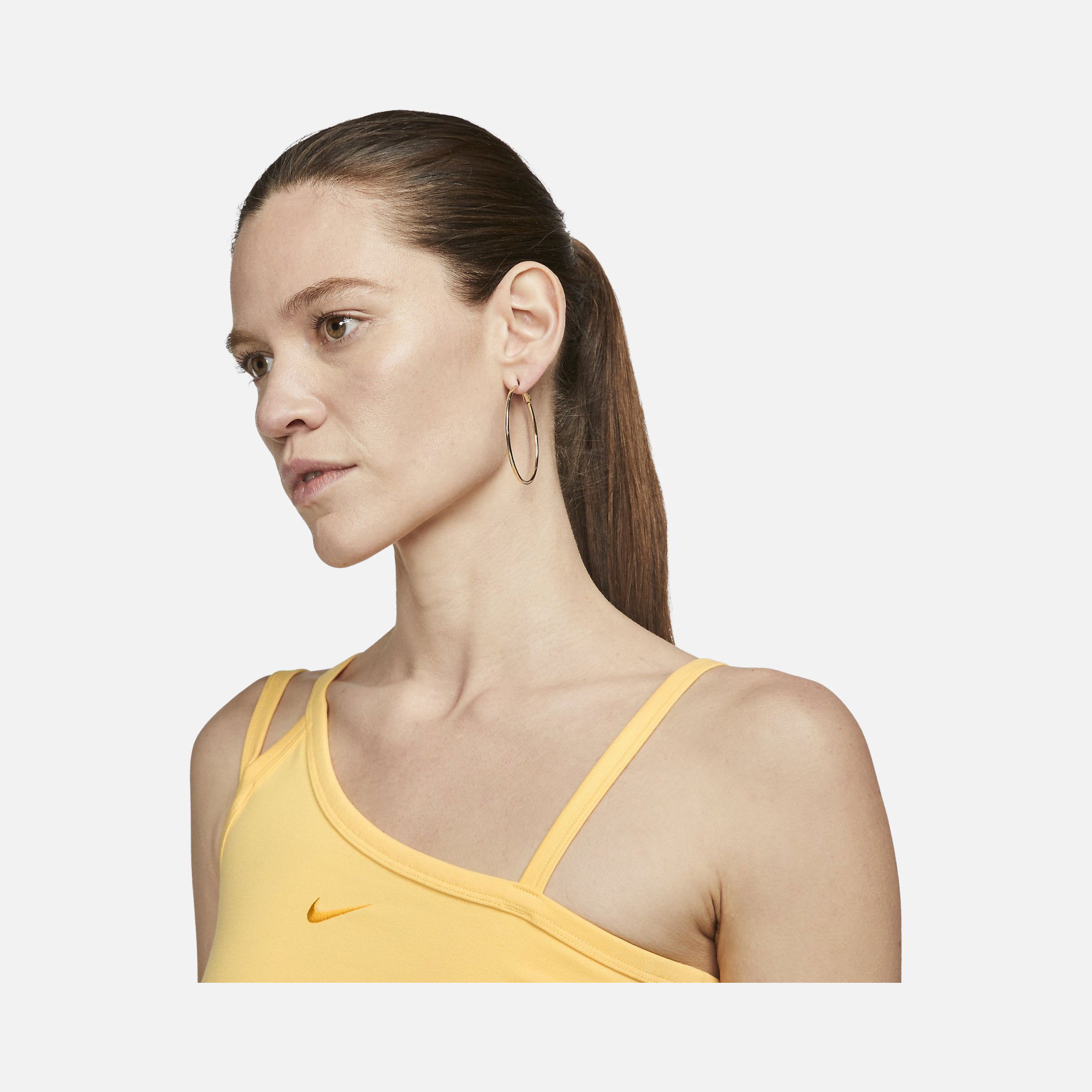 Nike Sportswear Everyday Modern Asymmetrical Crop Kadın Atlet