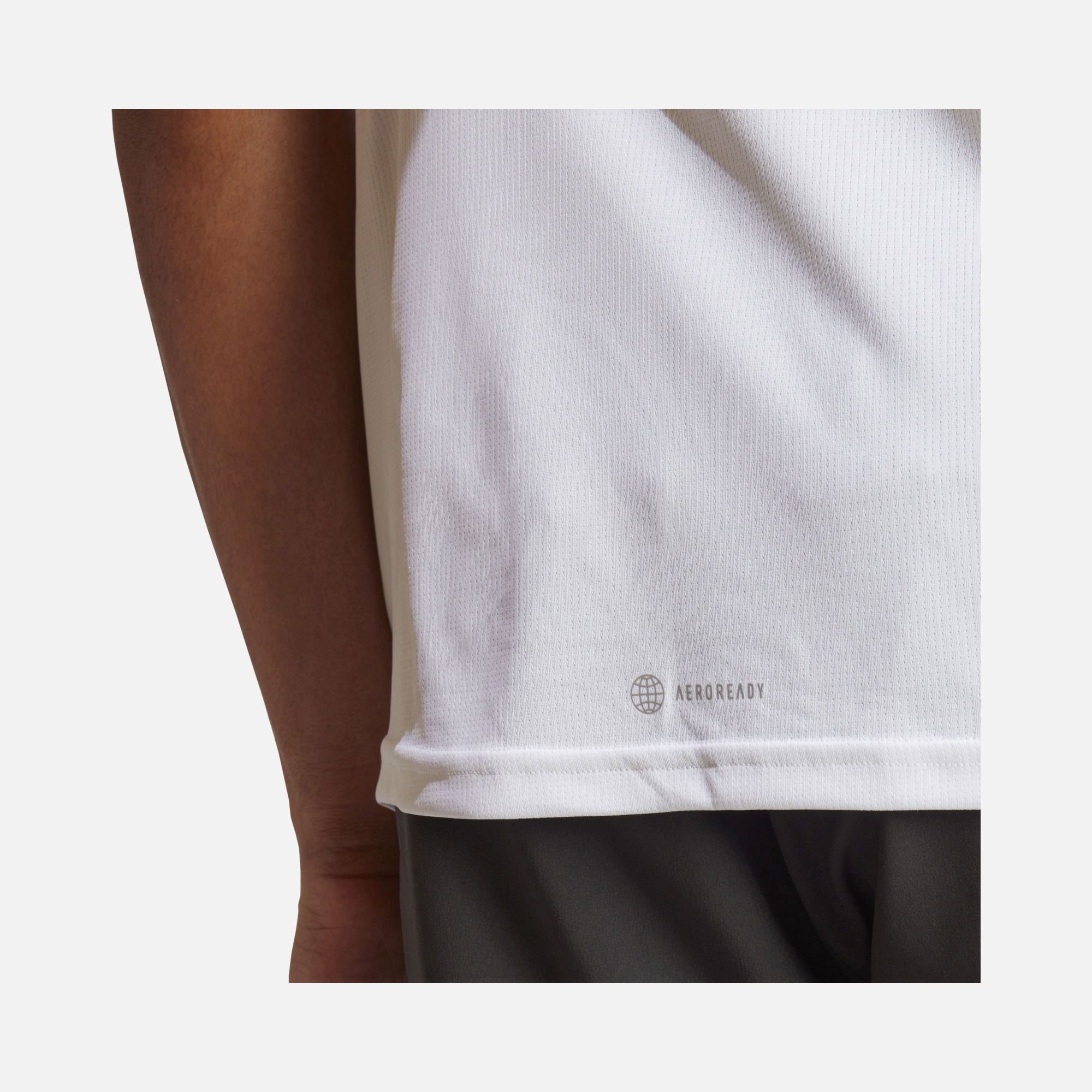 adidas Run Icons 3 Bar Logo Short-Sleeve Erkek Tişört