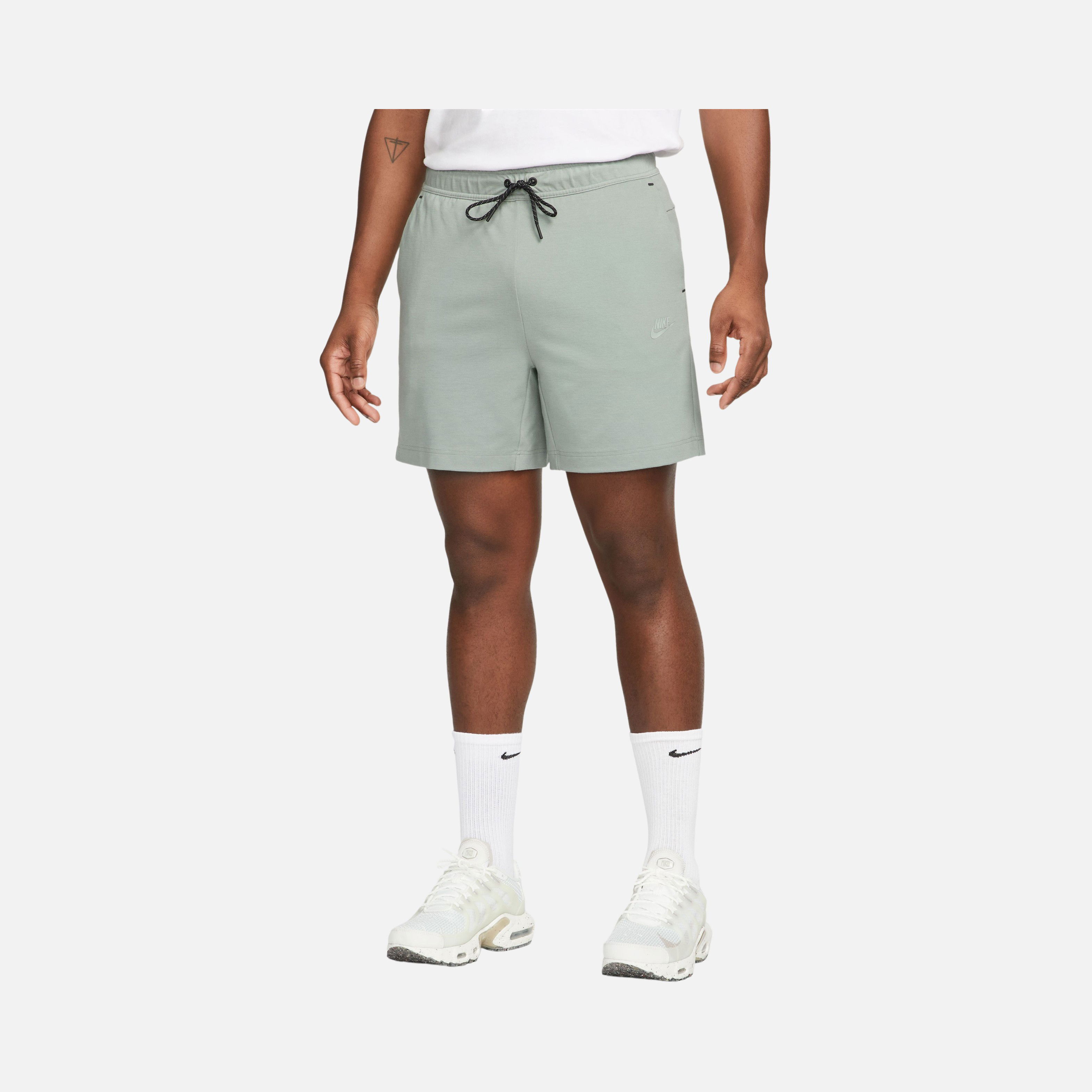 Nike Sportswear Tech Fleece Lightweight Erkek Şort