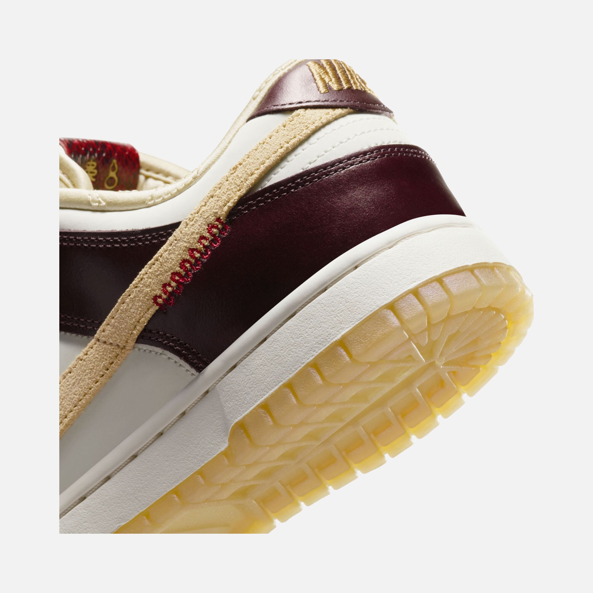 Nike Dunk Low Retro ''Year of the Snake'' Kadın Spor Ayakkabı