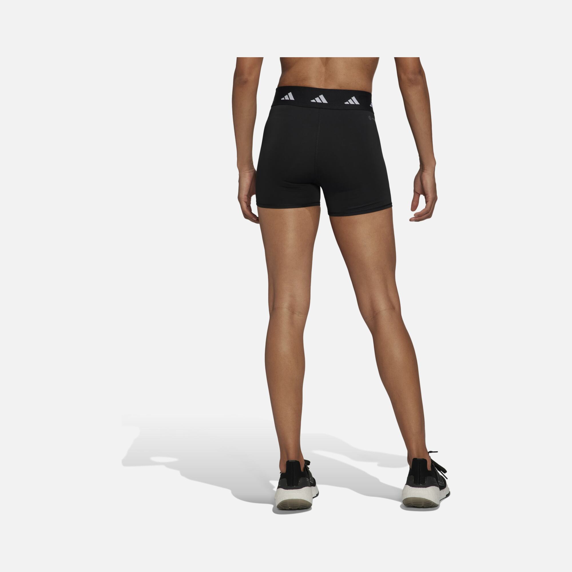 adidas Aeroready Techfit Training Kadın Şort