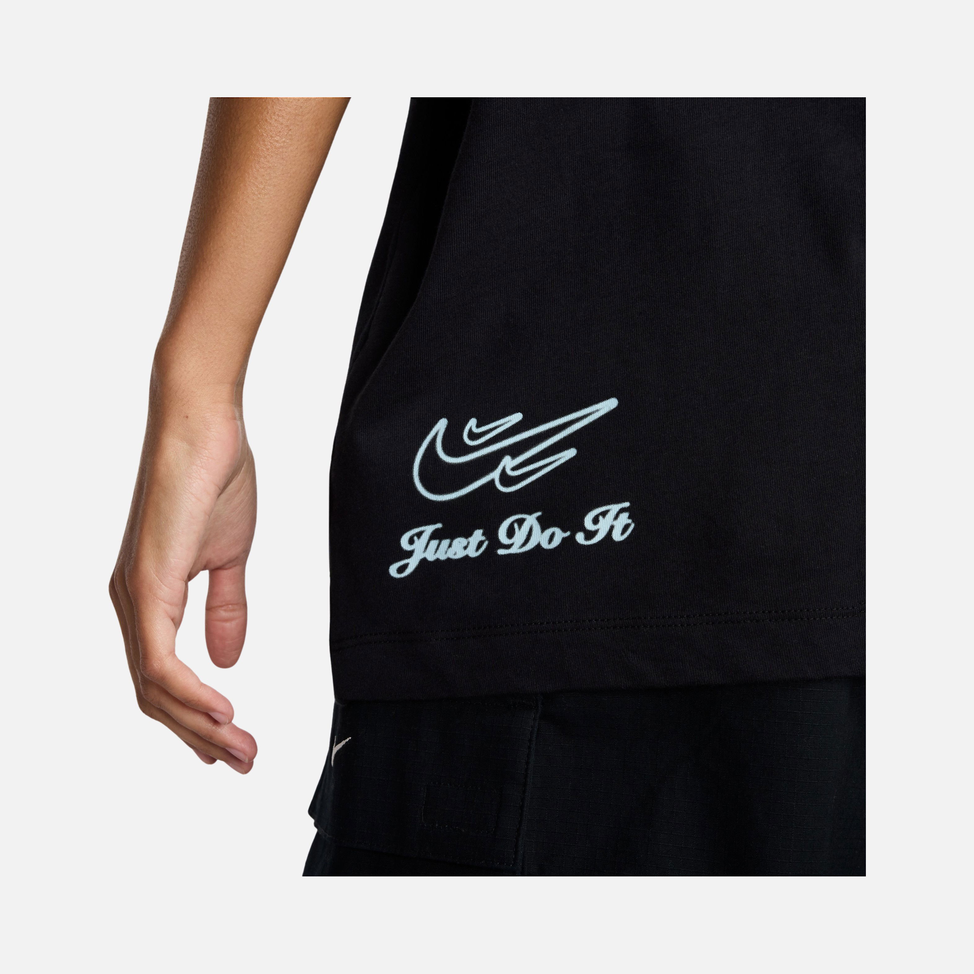 Nike Sportswear Dance Oversized Short-Sleeve Kadın Tişört