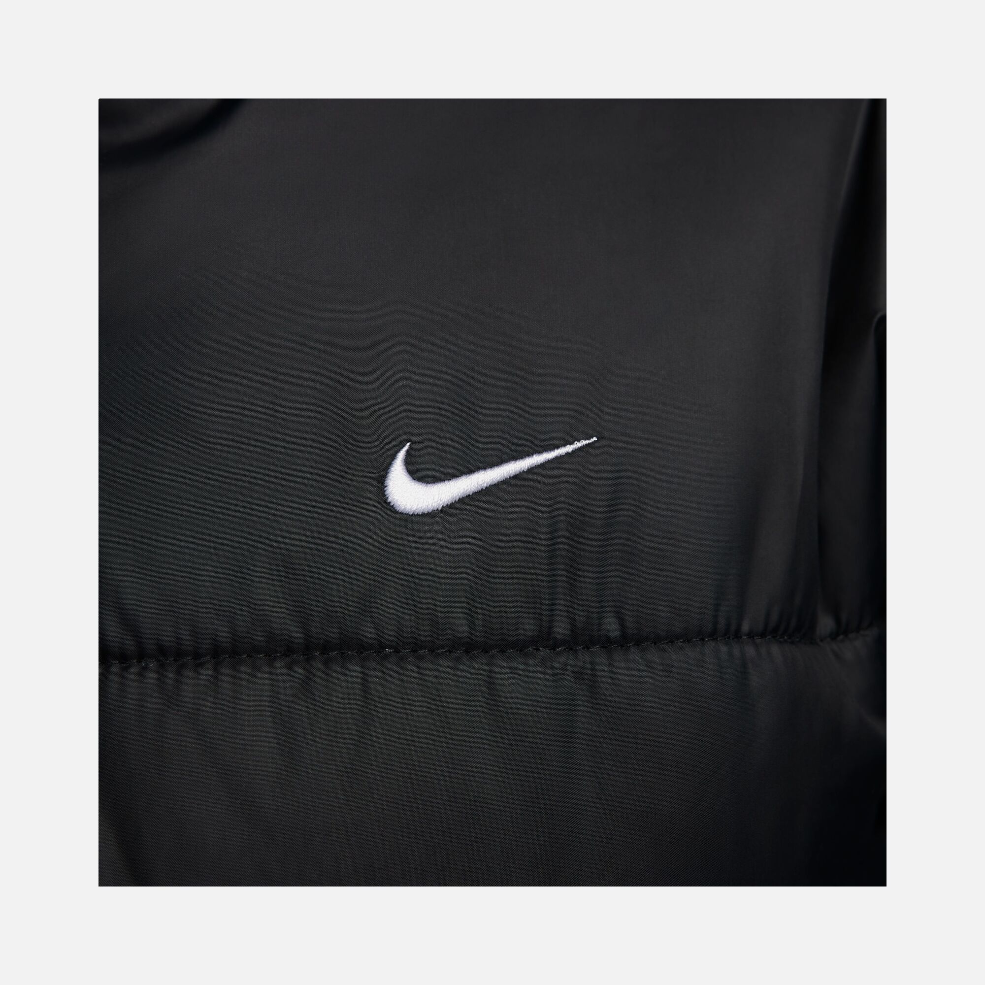 Nike Sportswear Classic Puffer Therma-Fit Loose Full-Zip Hoodie Kadın Parka