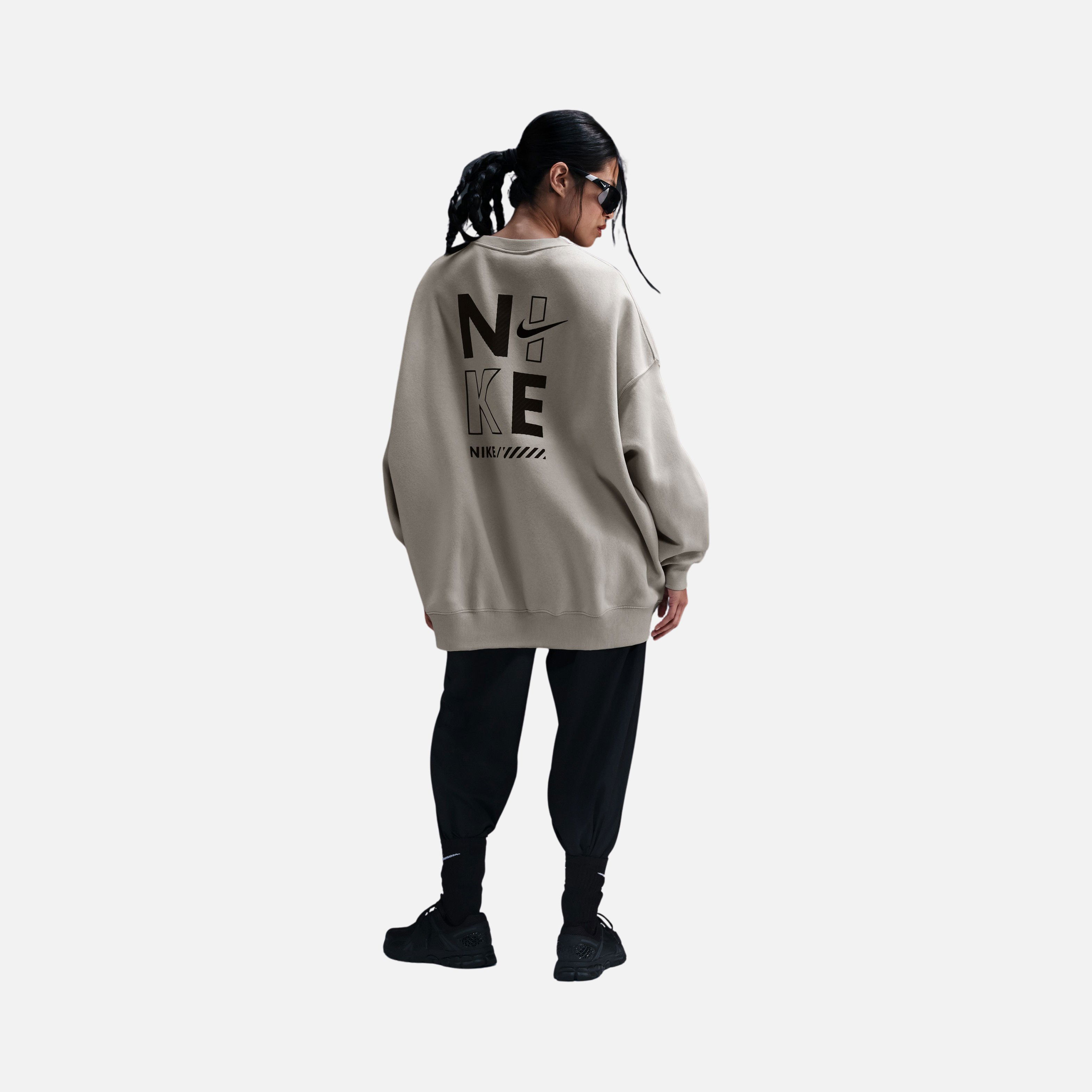 Nike Sportswear Gel Oversized Fleece Crew-Neck Kadın Sweatshirt