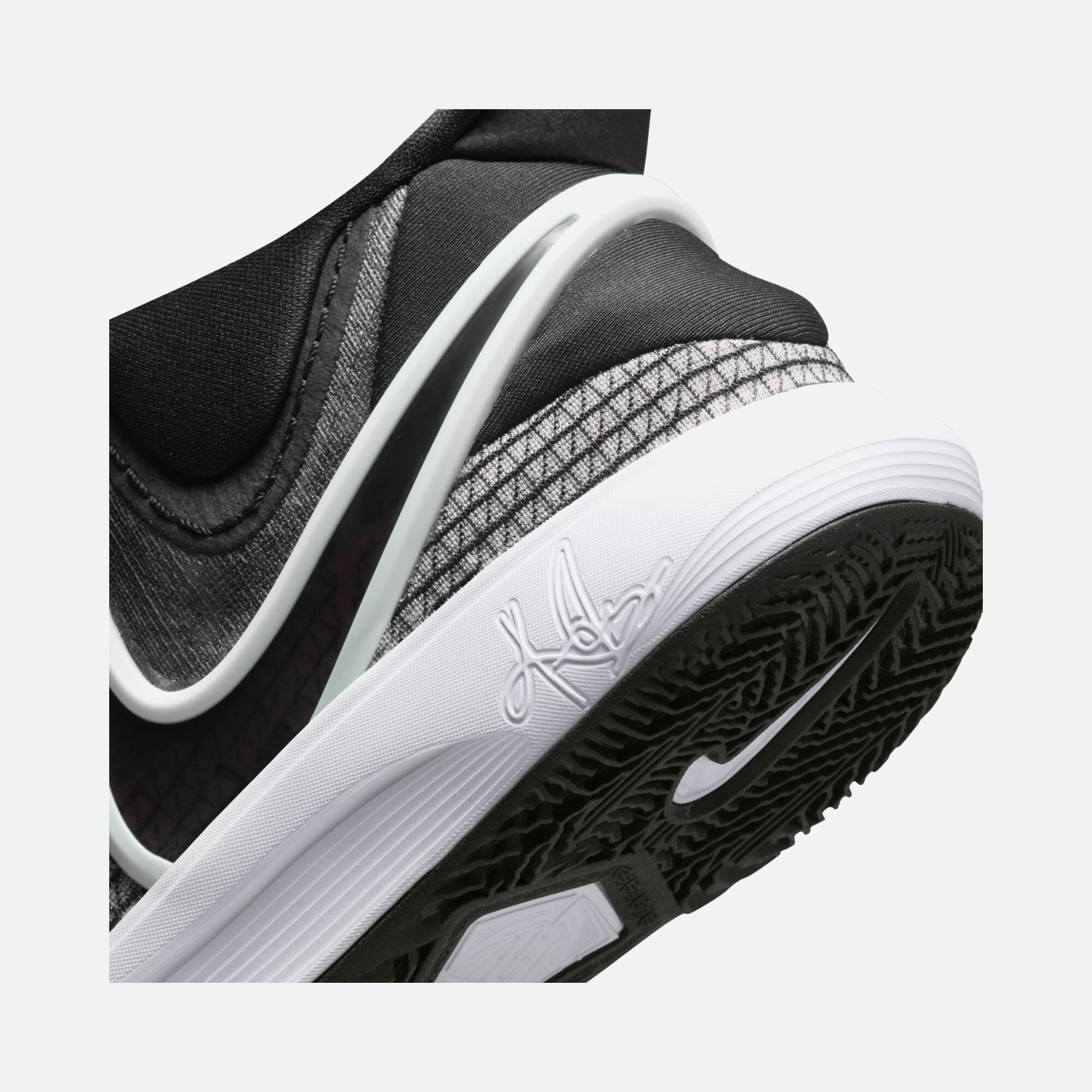 Nike Kyrie 8 GO (GS) Basketbol Ayakkabısı