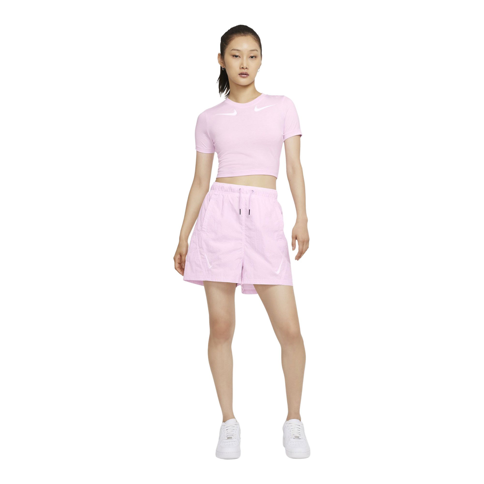 Nike Sportswear Swoosh Cropped Short-Sleeve Kadın Tişört