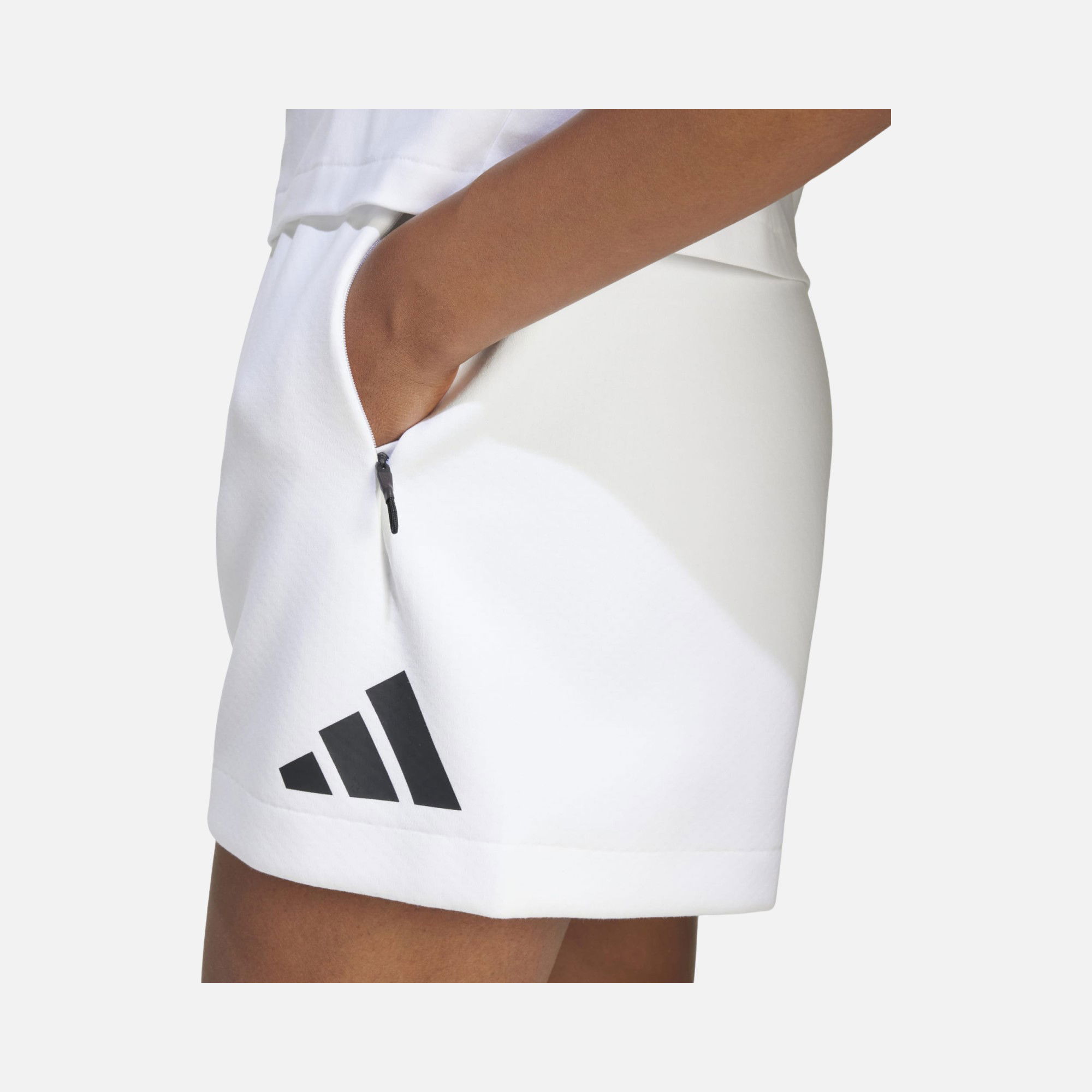 adidas Z.N.E. Sportswear Kadın Şort