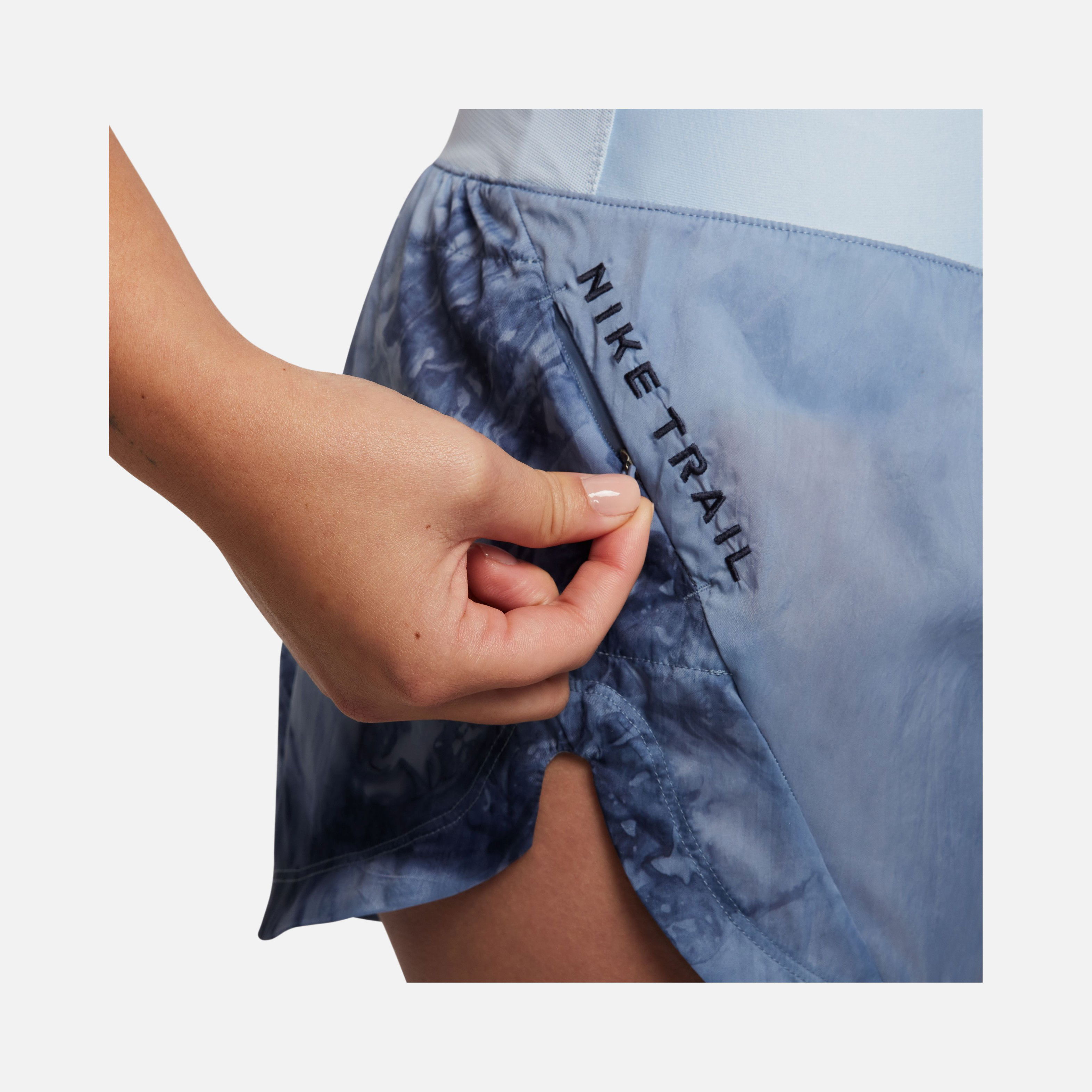 Nike Trail Repel Mid-Rise 8cm (approx.) Brief-Lined Running Kadın Şort