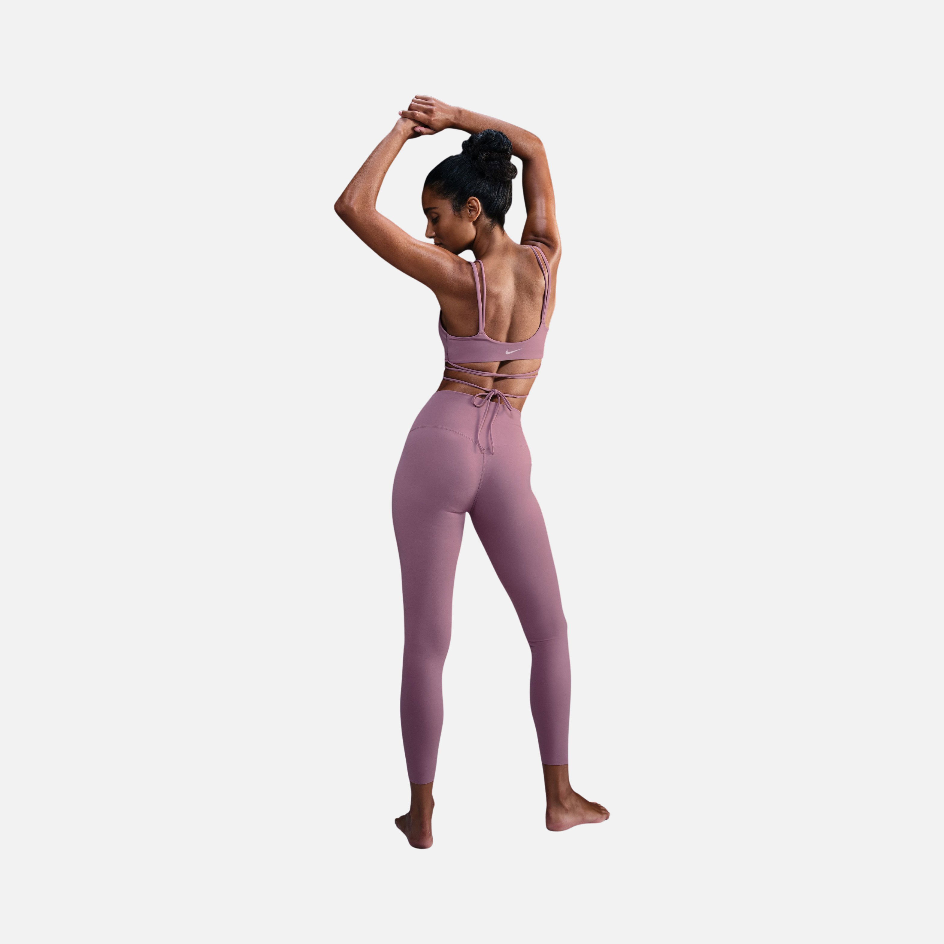 Nike Dri-Fit Zenvy Strappy Wrap Light-Support Padded Training Kadın Bra