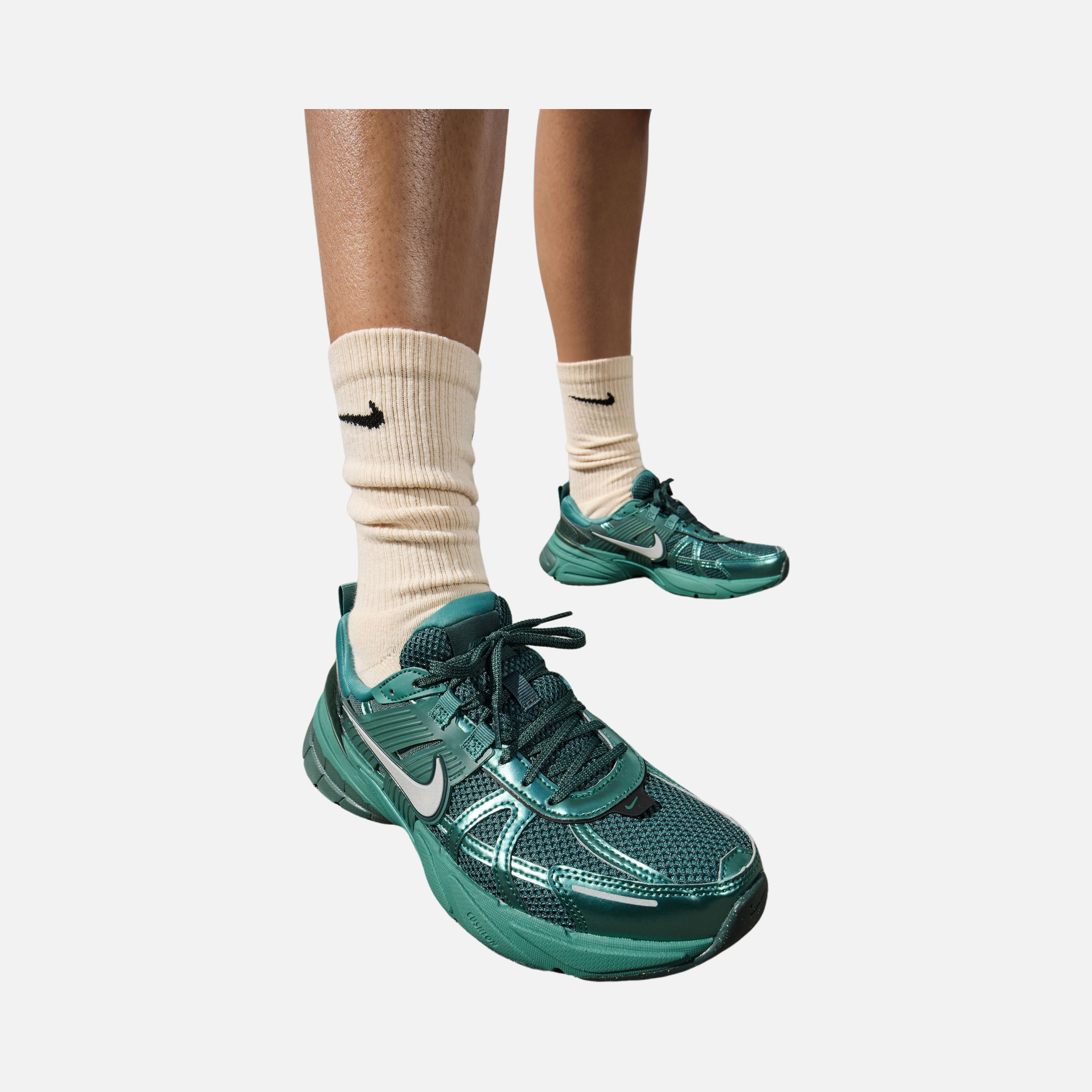 Nike Sportswear V2K Run SU24 Kadın Spor Ayakkabı