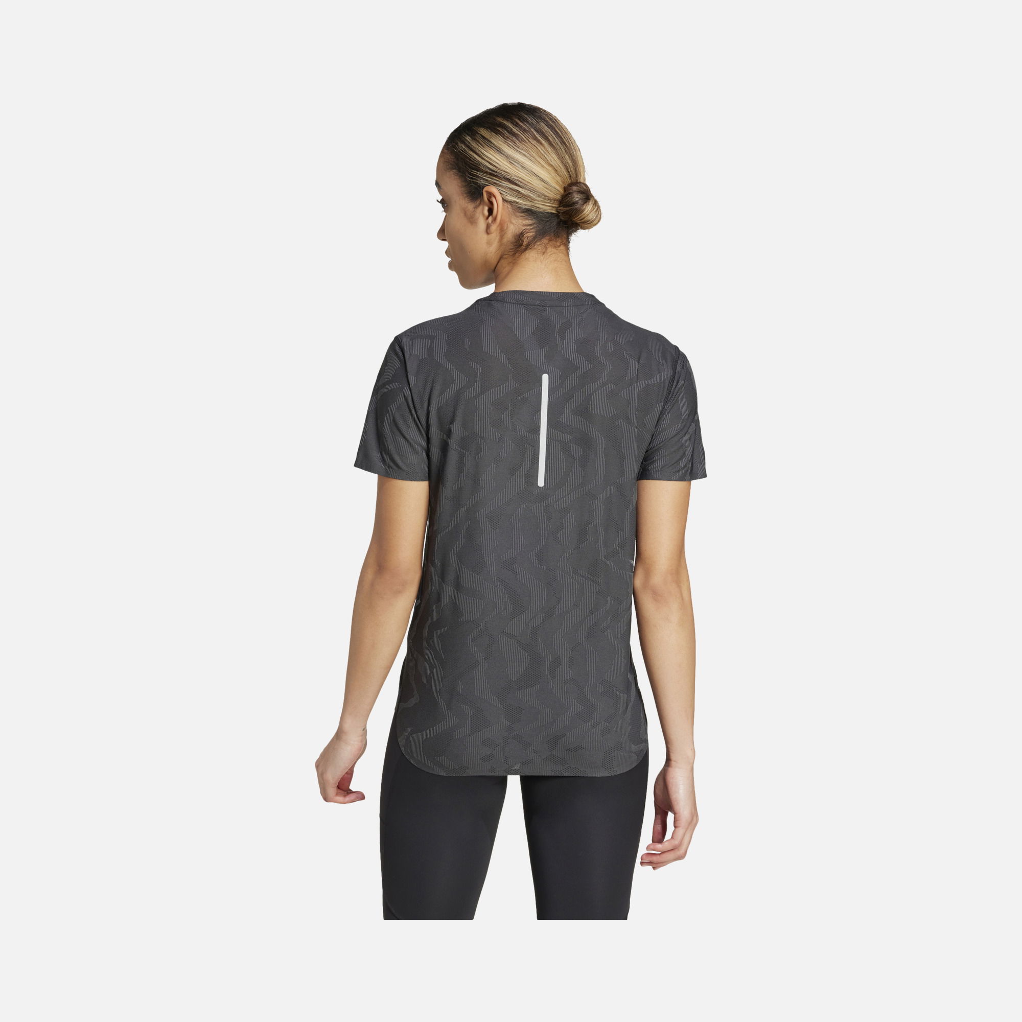 adidas Ultimate HEAT.RDY Engineered Running Short-Sleeve Kadın Tişört