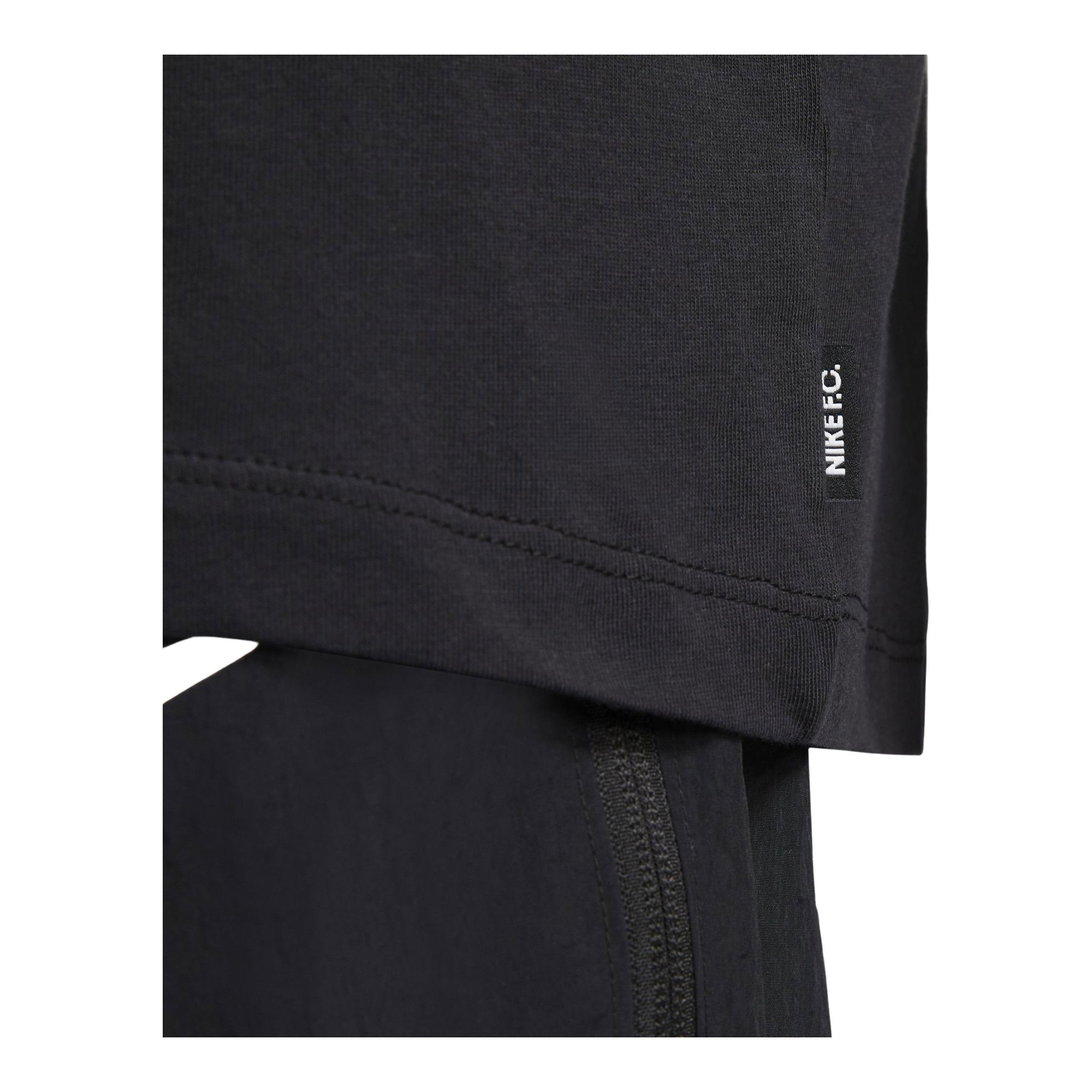 Nike F.C. Essentials Short-Sleeve Erkek Tişört