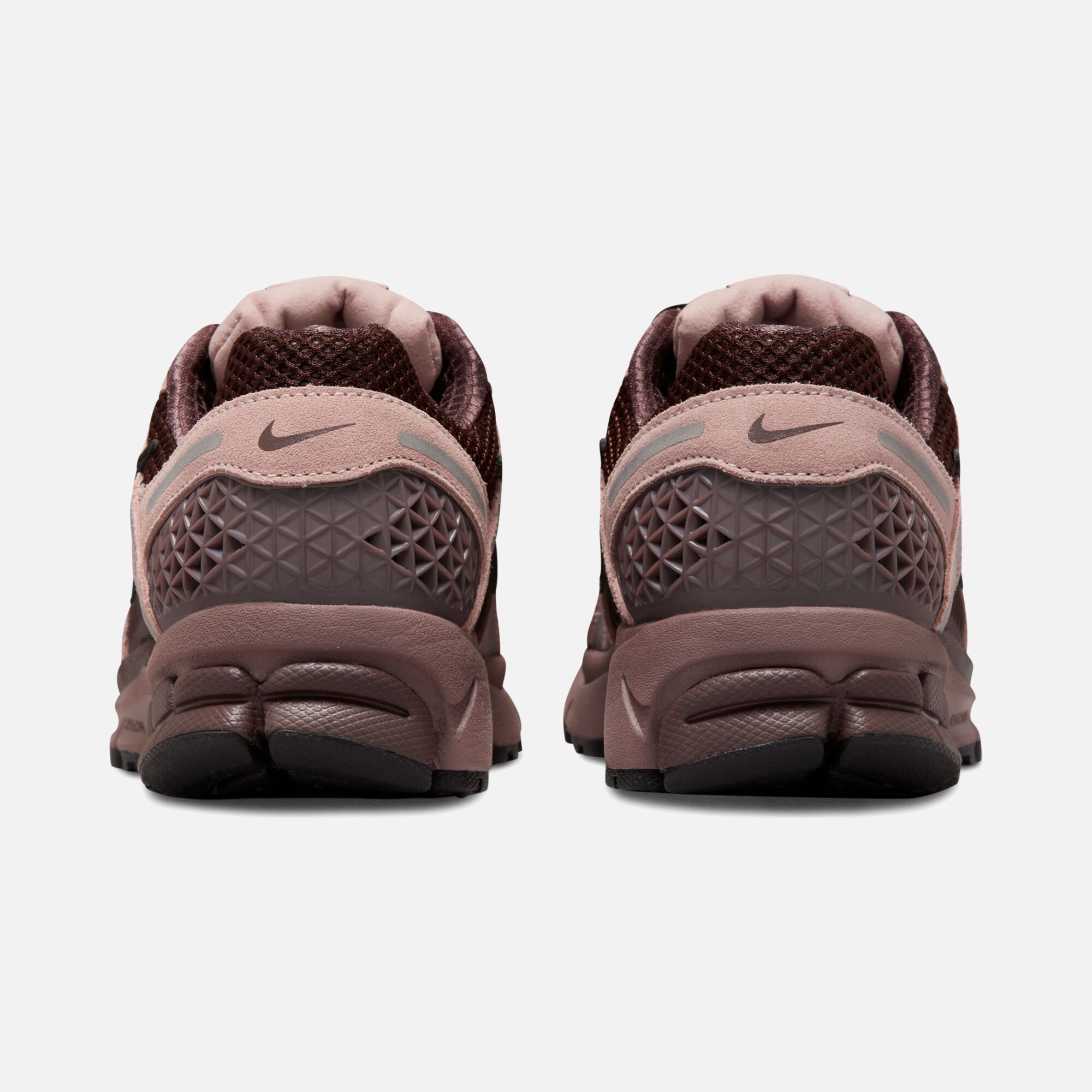 Nike Vomero 5 Sportswear HO24 Kadın Spor Ayakkabı