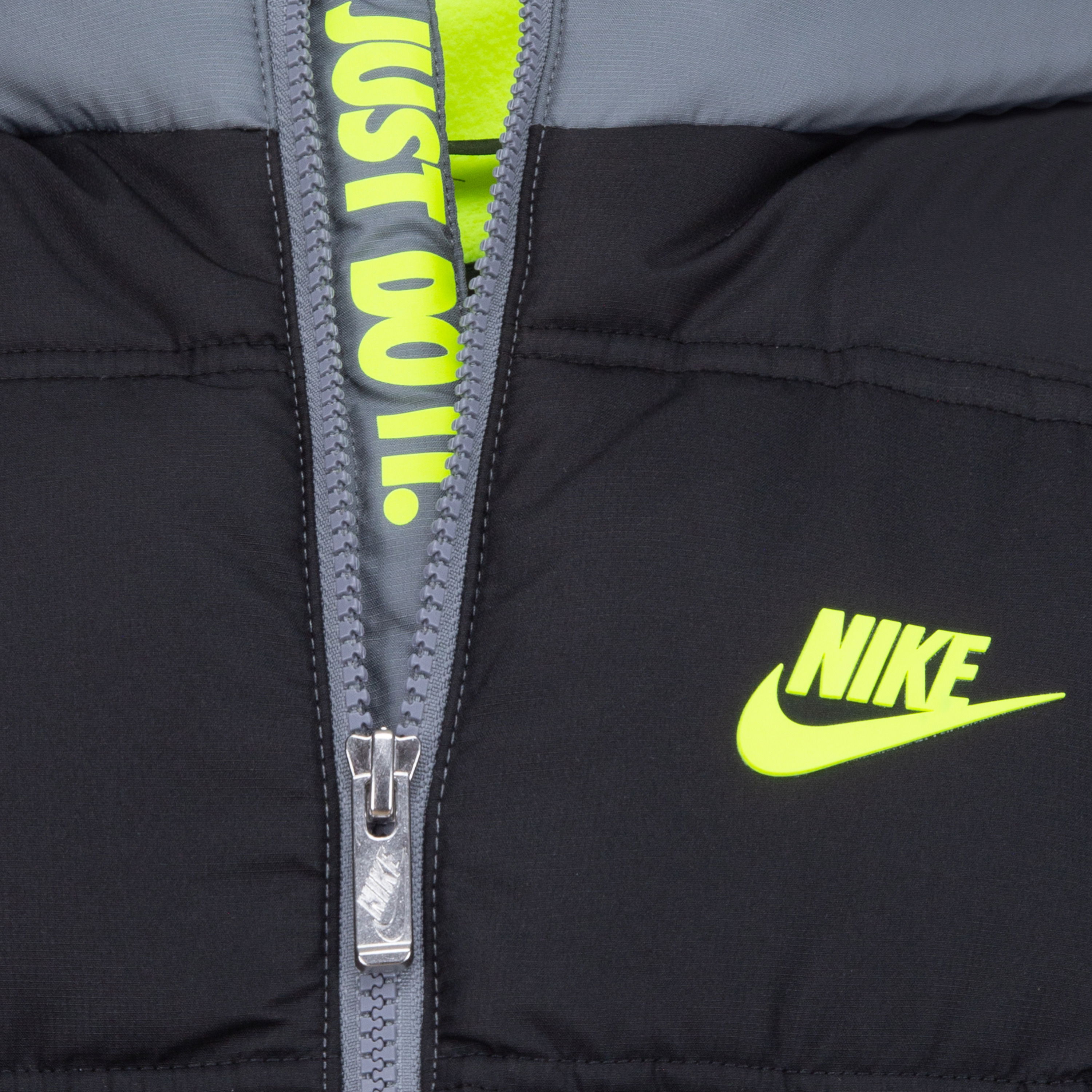 Nike Sportswear Colorblock Puffer Full-Zip Hoodie (Boys') Çocuk Mont