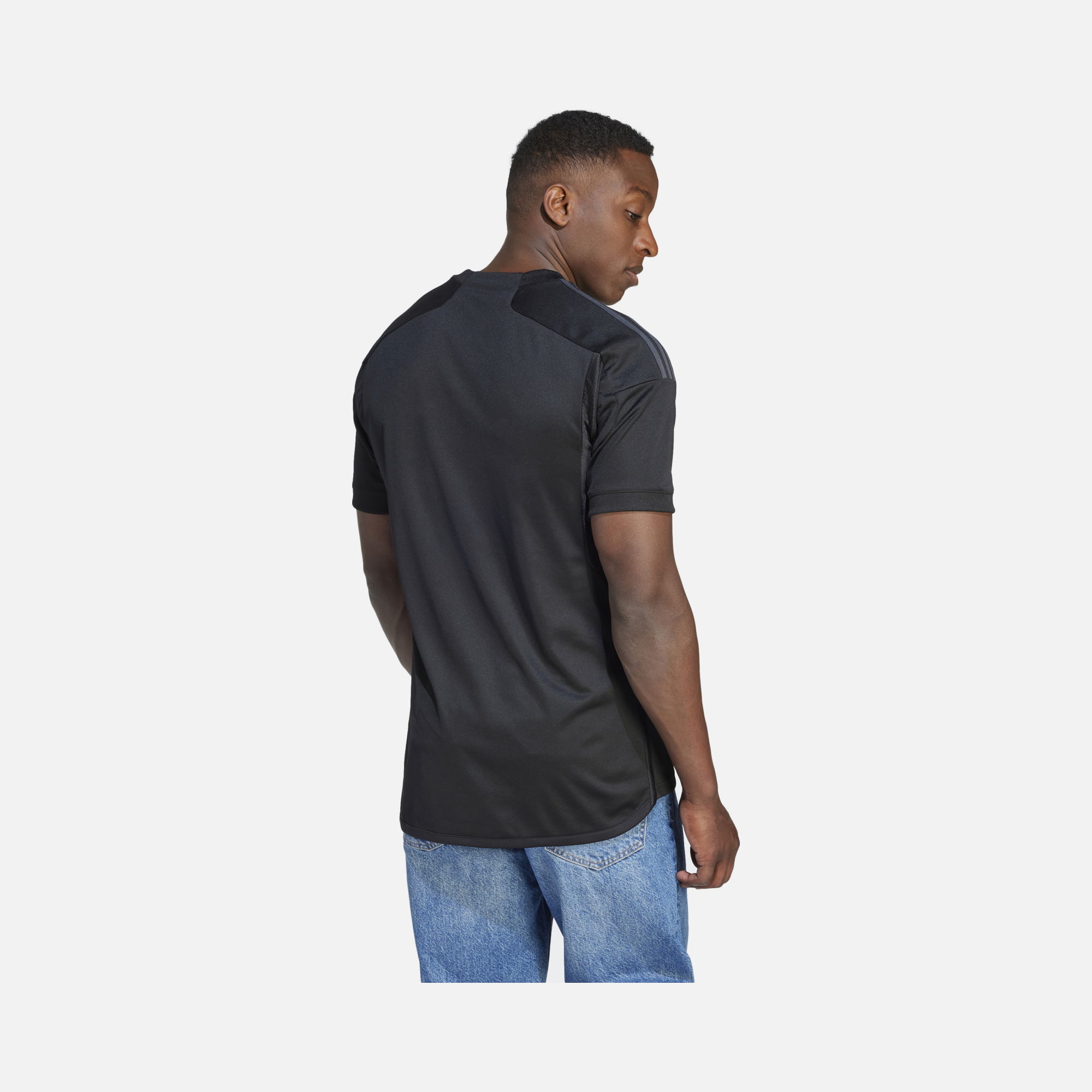 adidas Real Madrid 2023-2024 Üçüncü Takım Erkek Forma