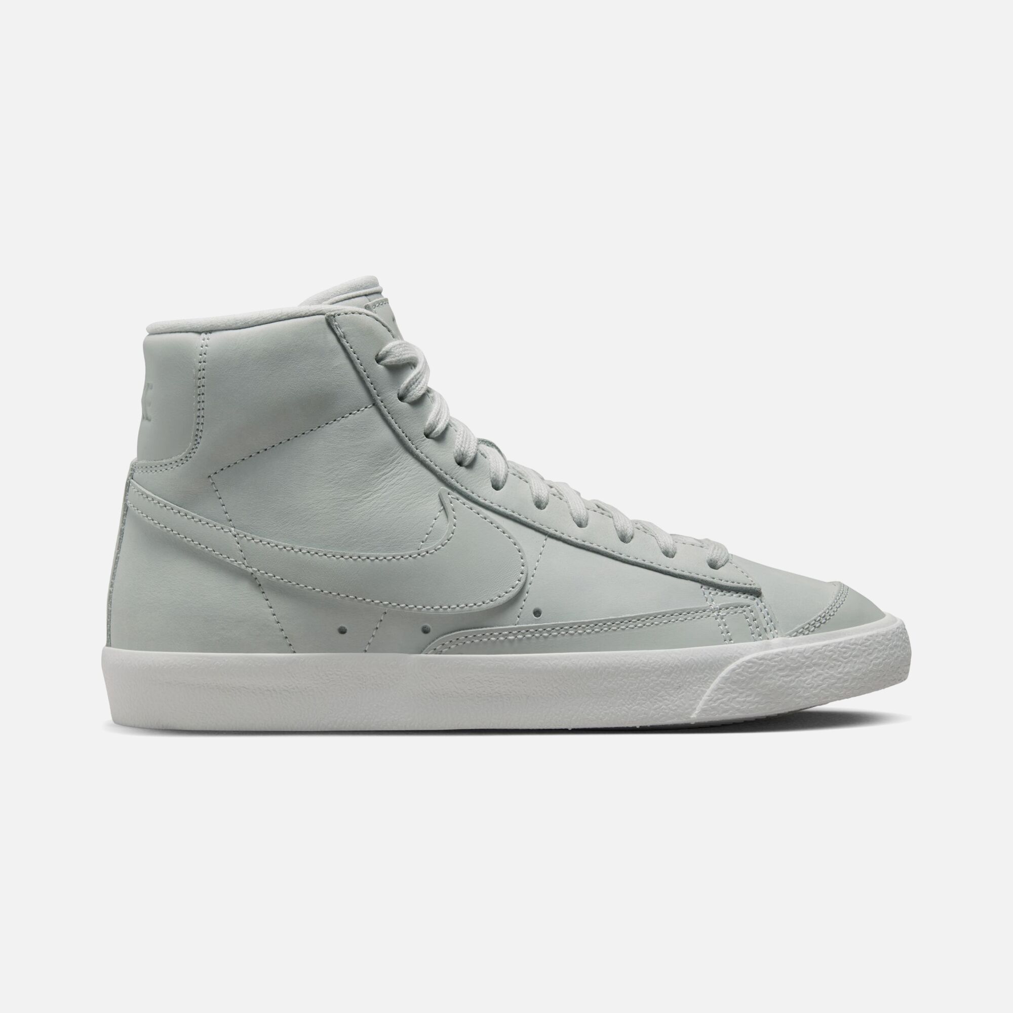 Nike Blazer Mid Premium MF Kadın Spor Ayakkabı