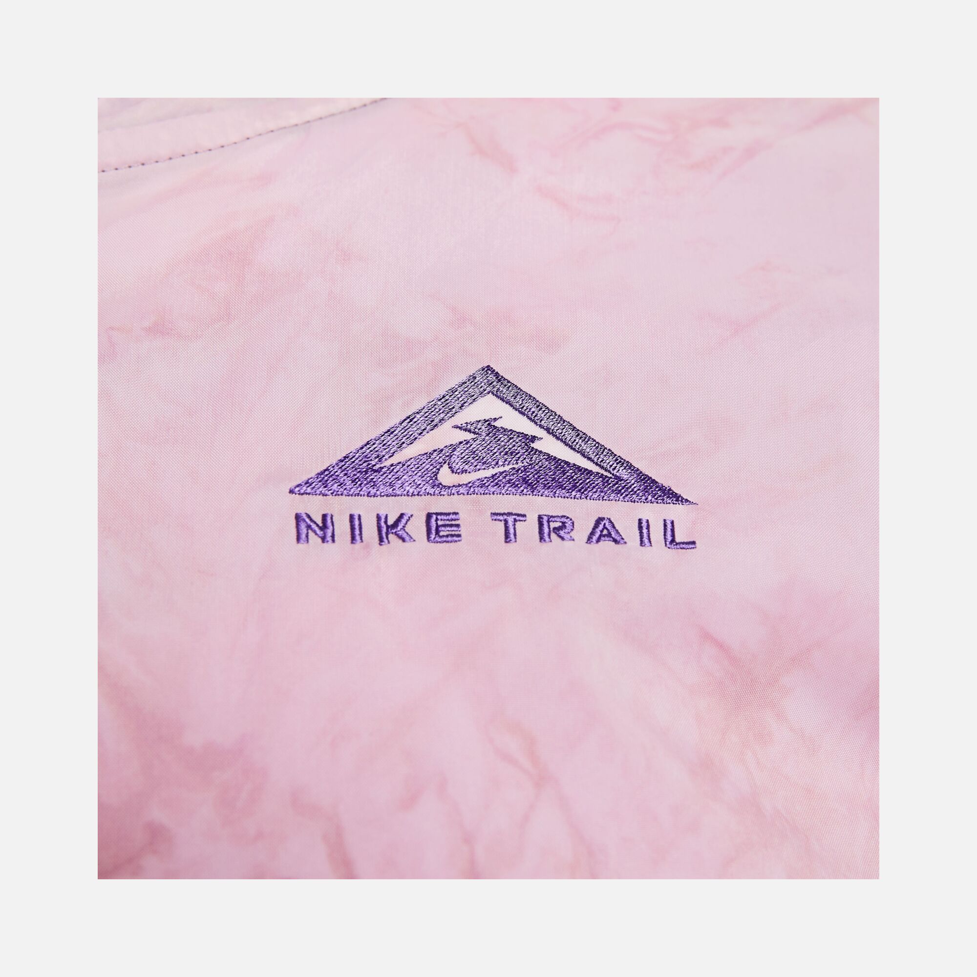 Nike Repel Trail-Running All-Over Printed Recoverable Full-Zip Hoodie Kadın Ceket