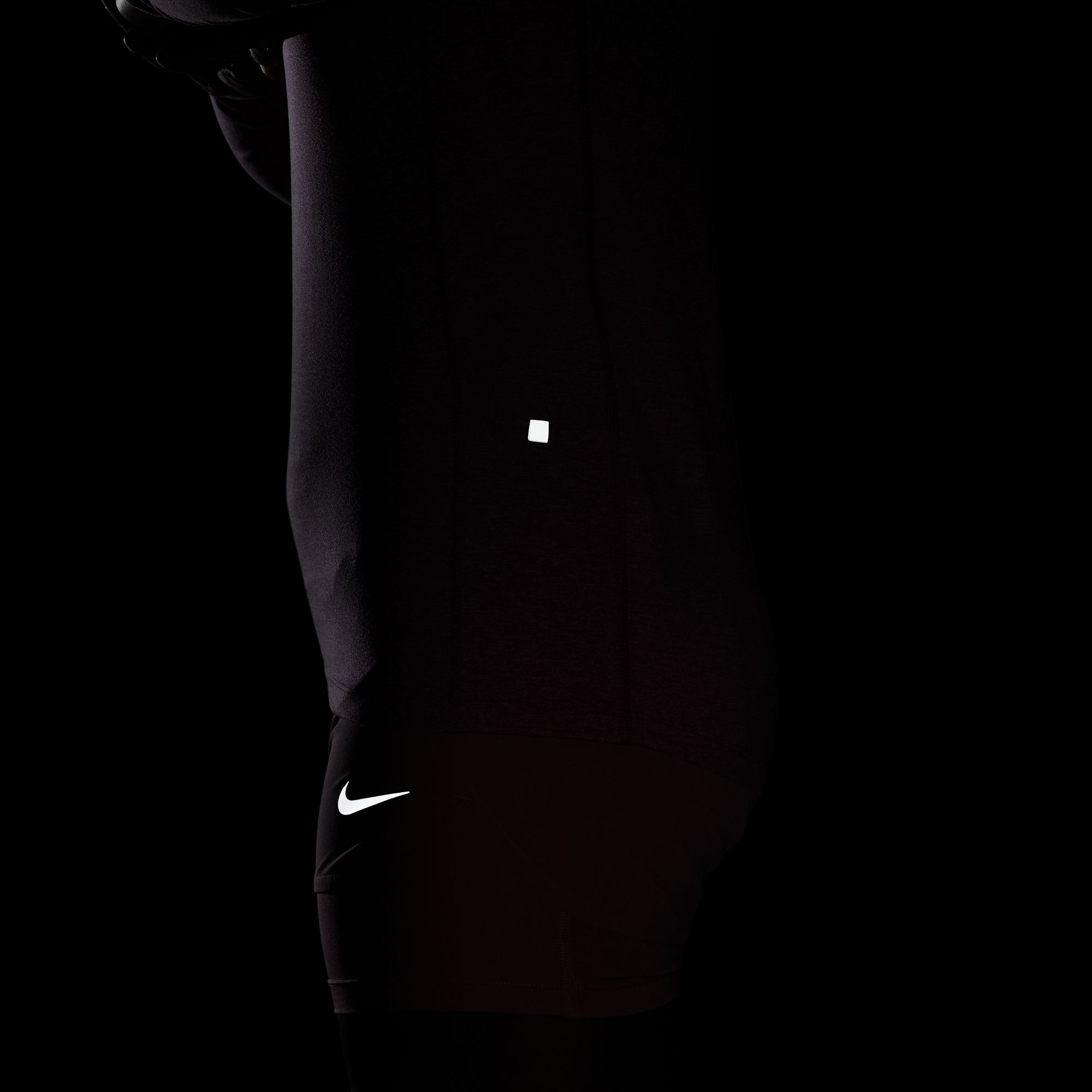 Nike Element 1/2-Zip Running Long-Sleeve Kadın Tişört
