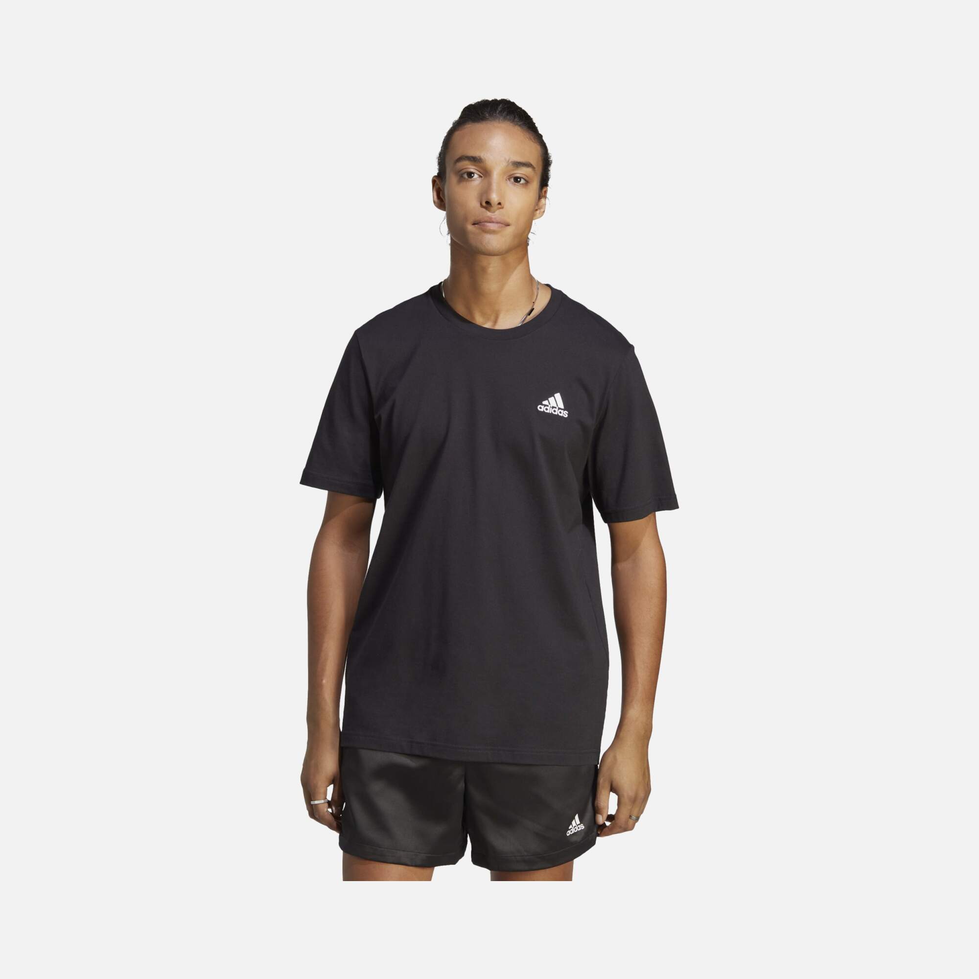 adidas Essentials Single Jersey Embroidered Small Logo Short-Sleeve Erkek Tişört