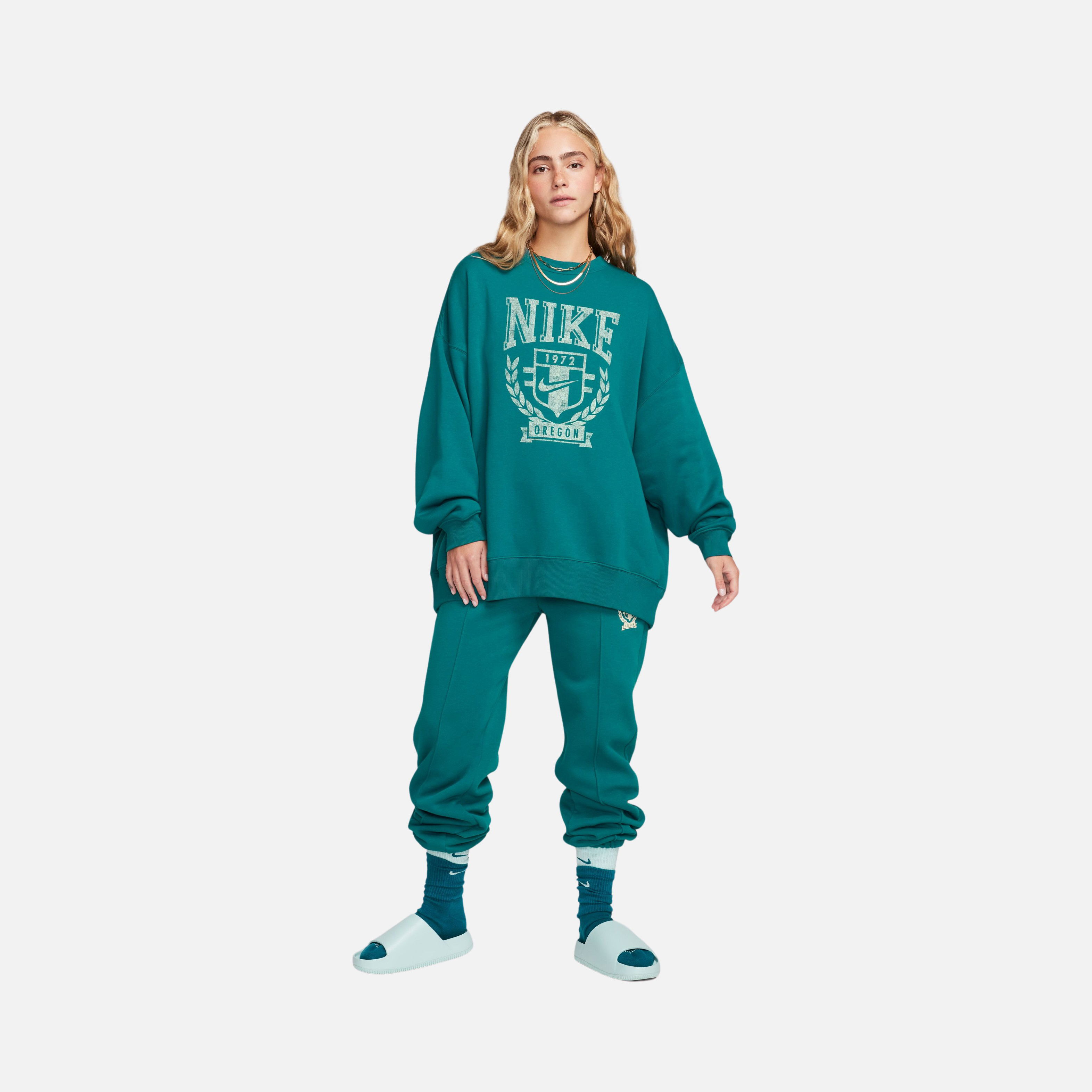 Nike Sportswear Fleece Oversized Crew Varsity Kadın Sweatshirt