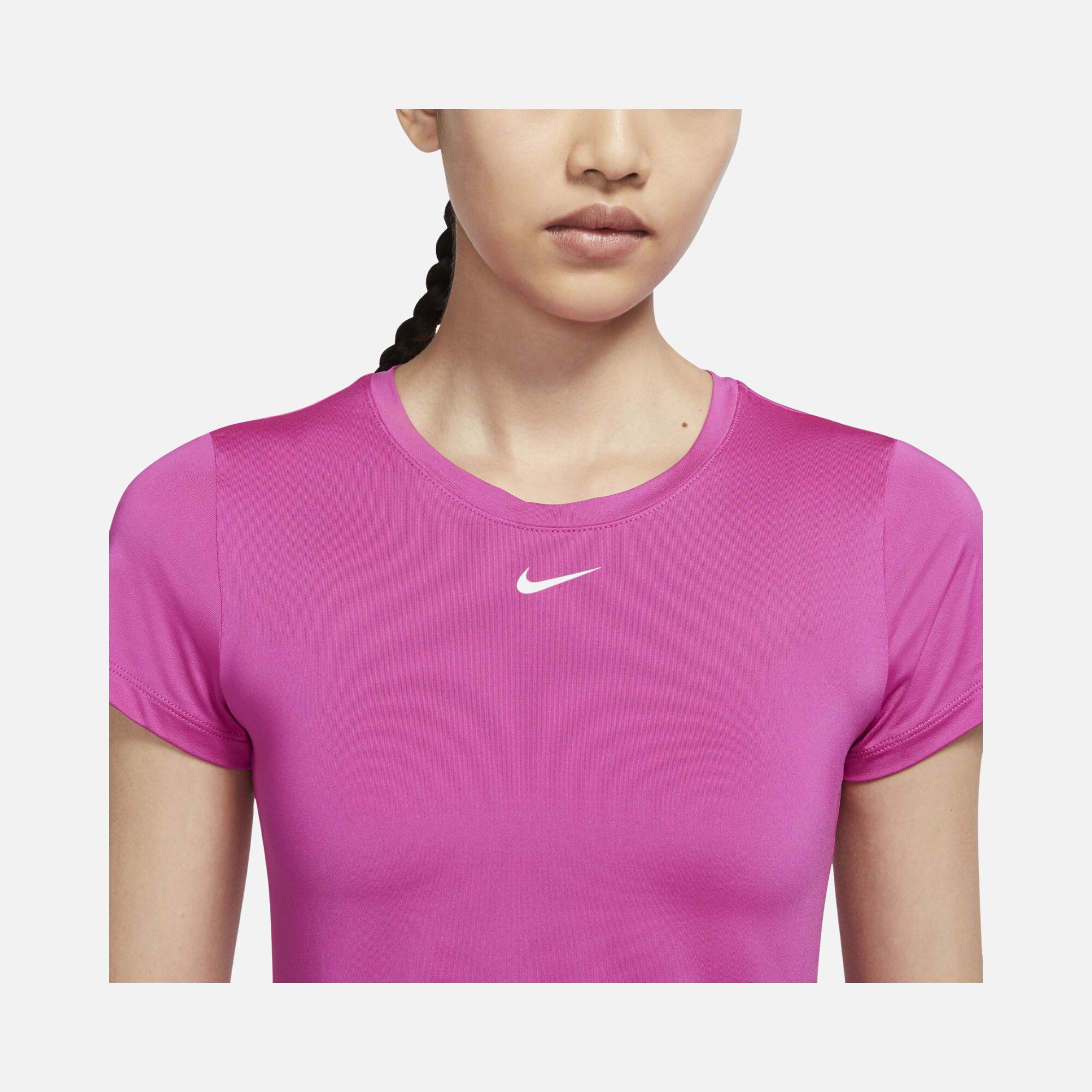 Nike Dri-Fit One Slim-Fit Short-Sleeve Kadın Tişört
