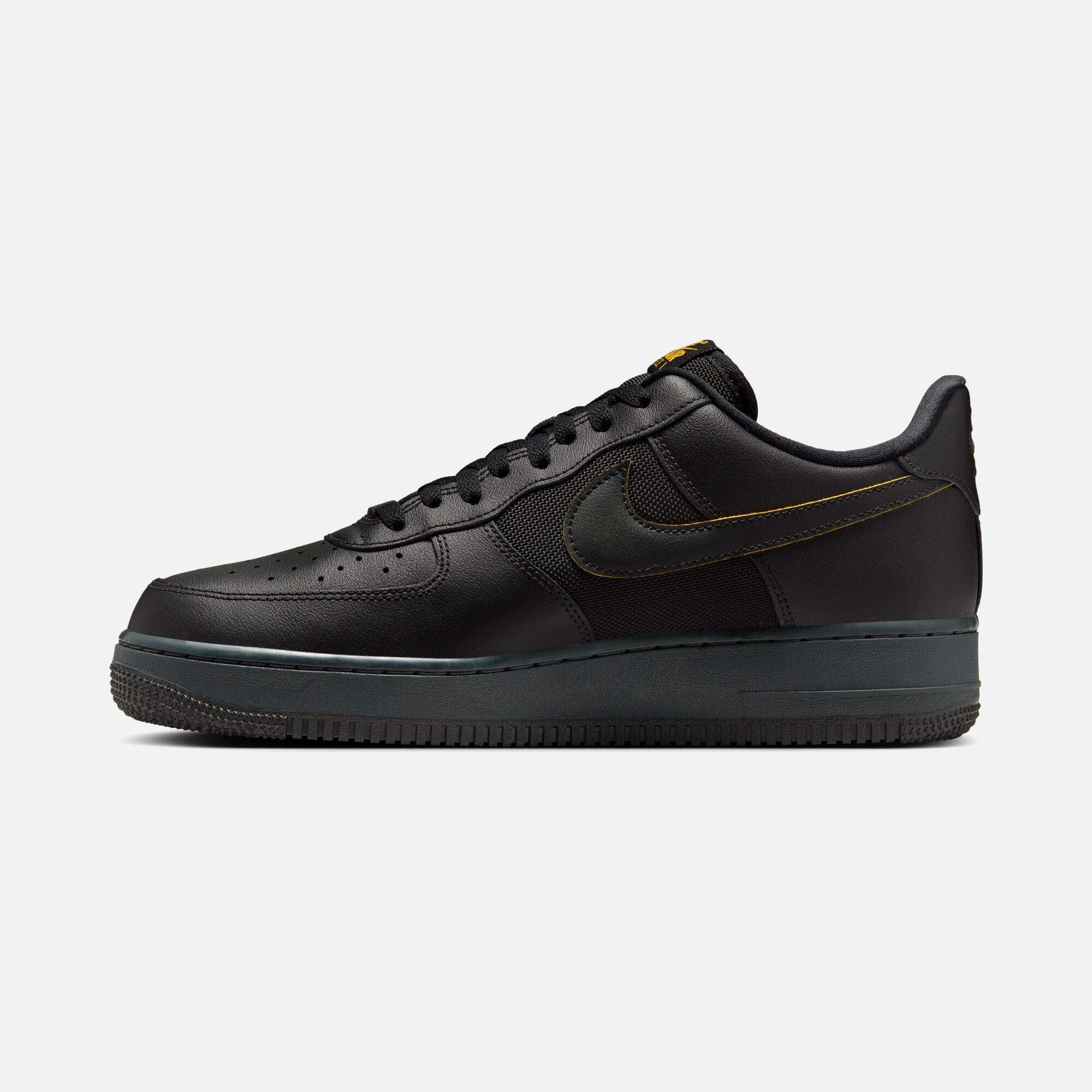 Nike Air Force 1 '07 SP24 Erkek Spor Ayakkabı