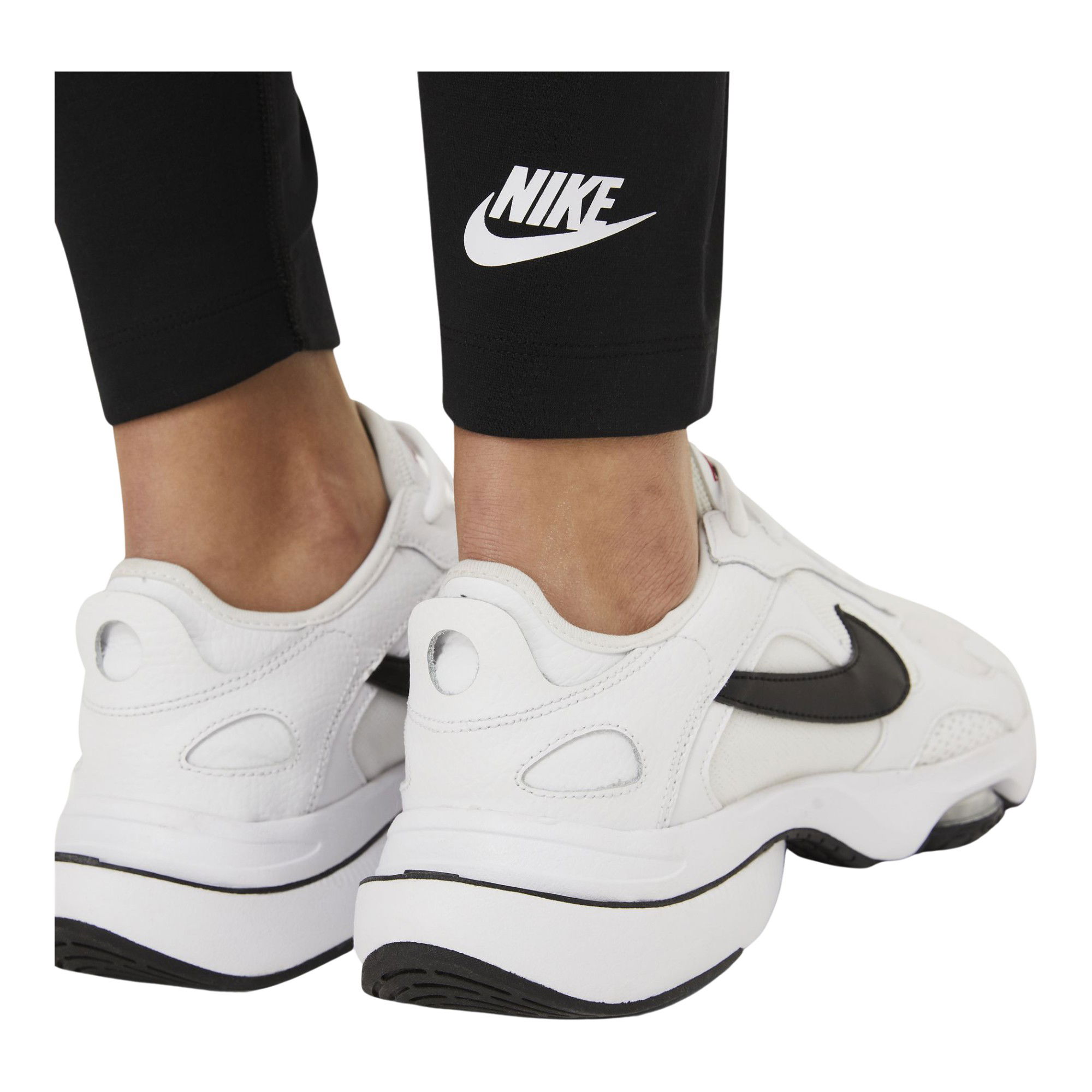 Nike Sportswear Leg-A-See Leggings Kadın Tayt