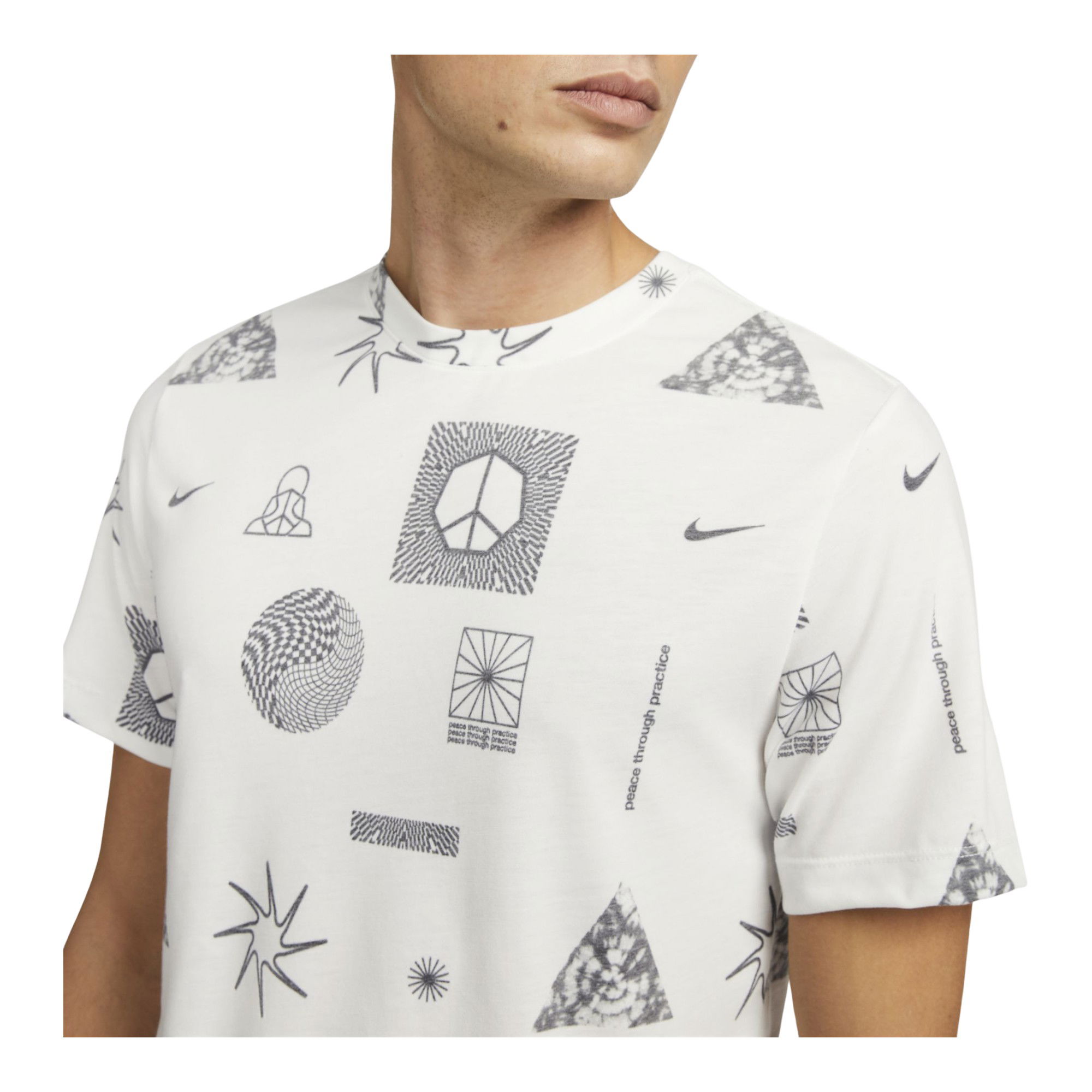 Nike Dri-Fit DB Yoga Short-Sleeve Erkek Tişört