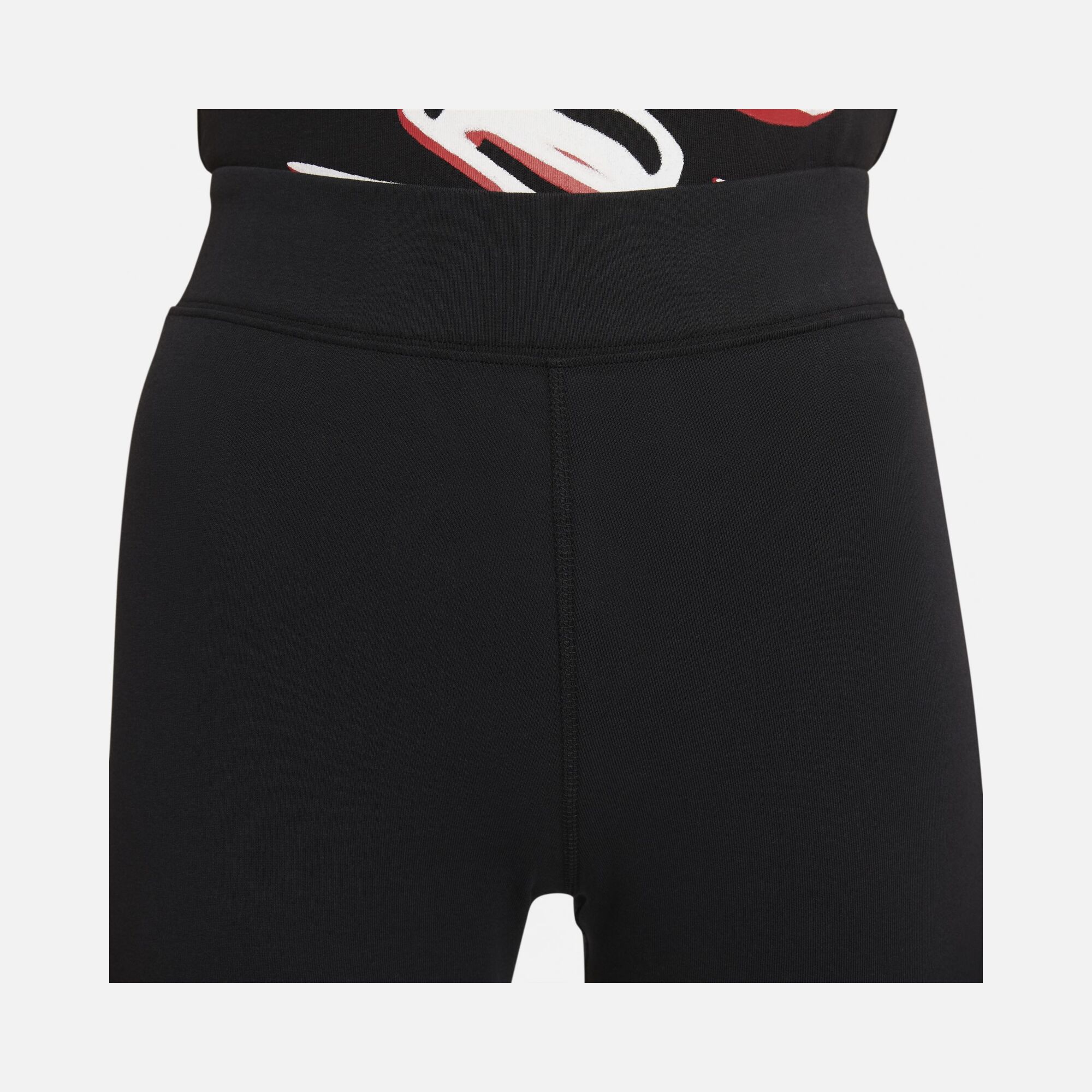 Nike Sportswear Essential High-Rise Kadın Tayt