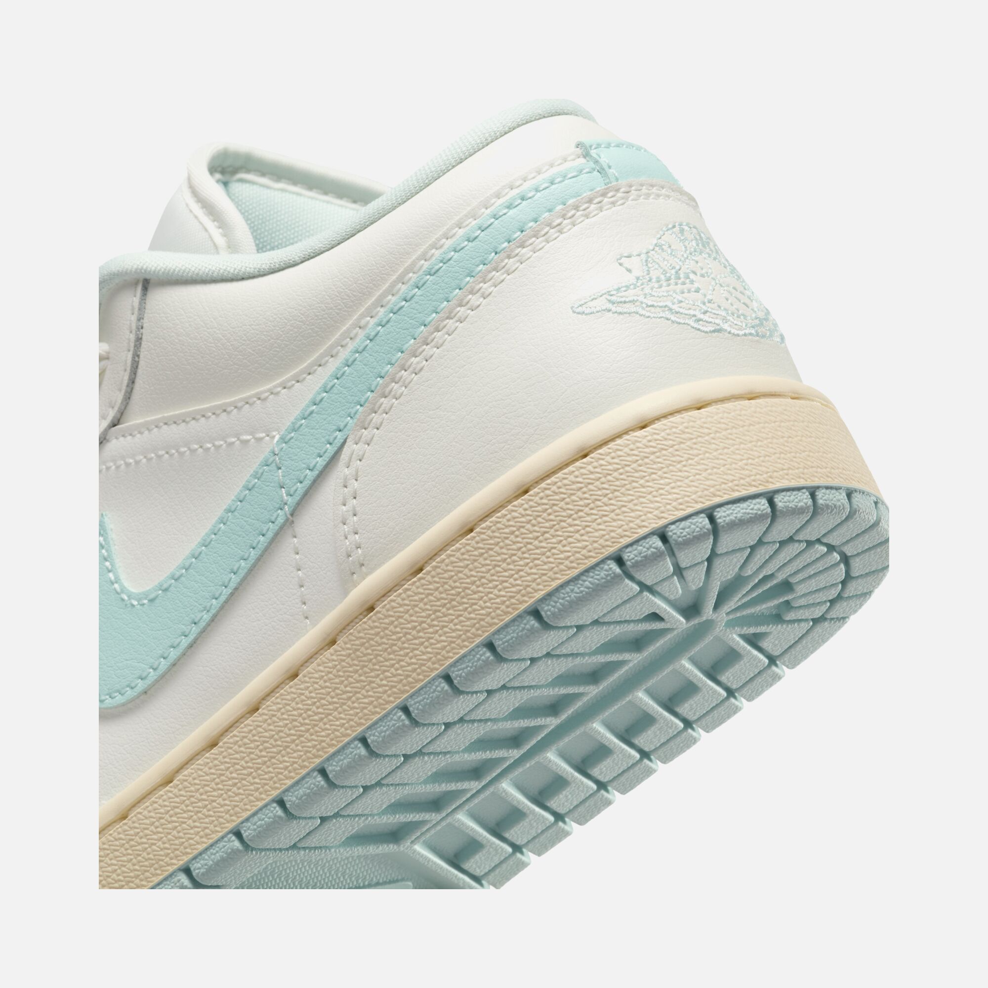 Nike Air Jordan 1 Low Kadın Spor Ayakkabı