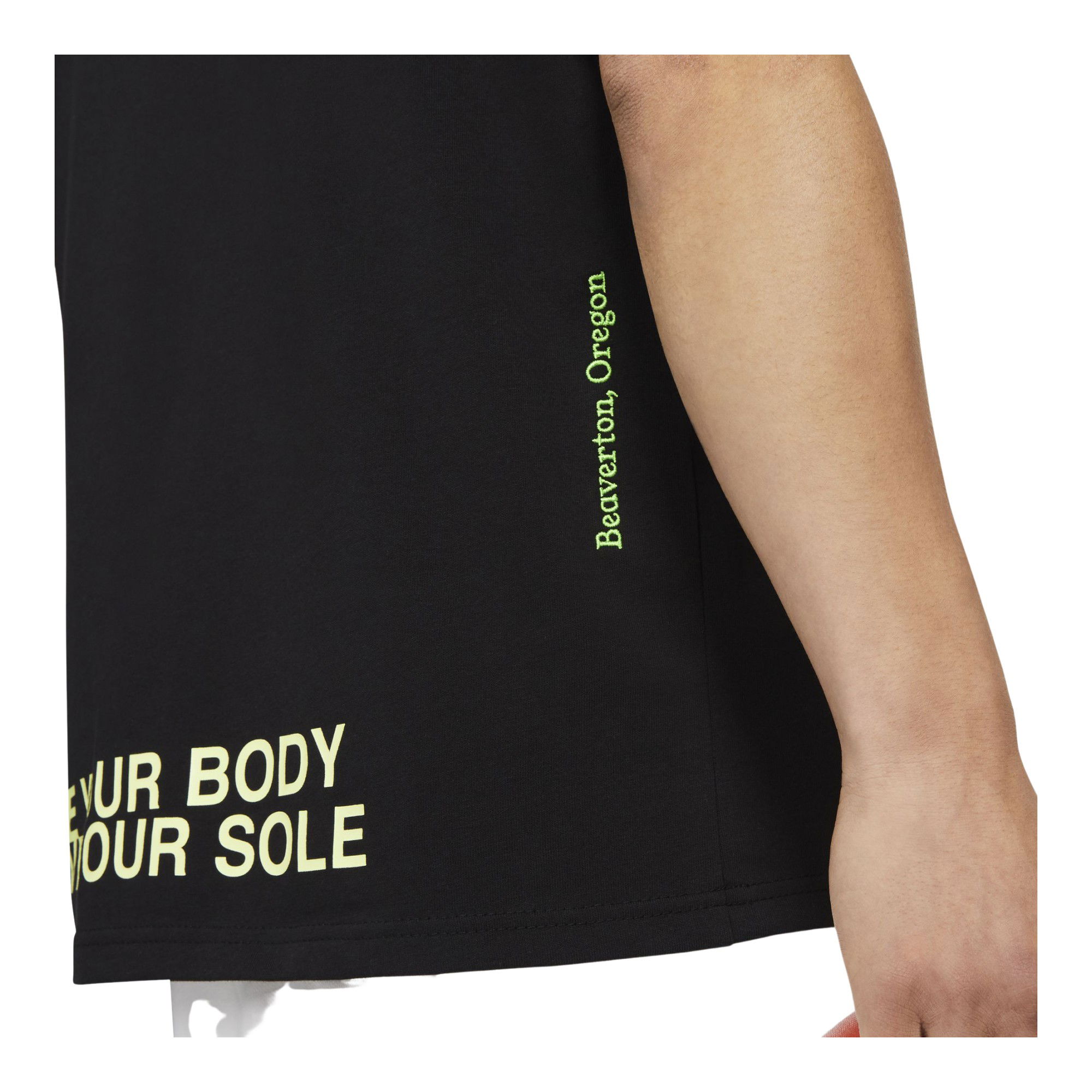 Nike Sportswear World Tour Short-Sleeve Erkek Tişört