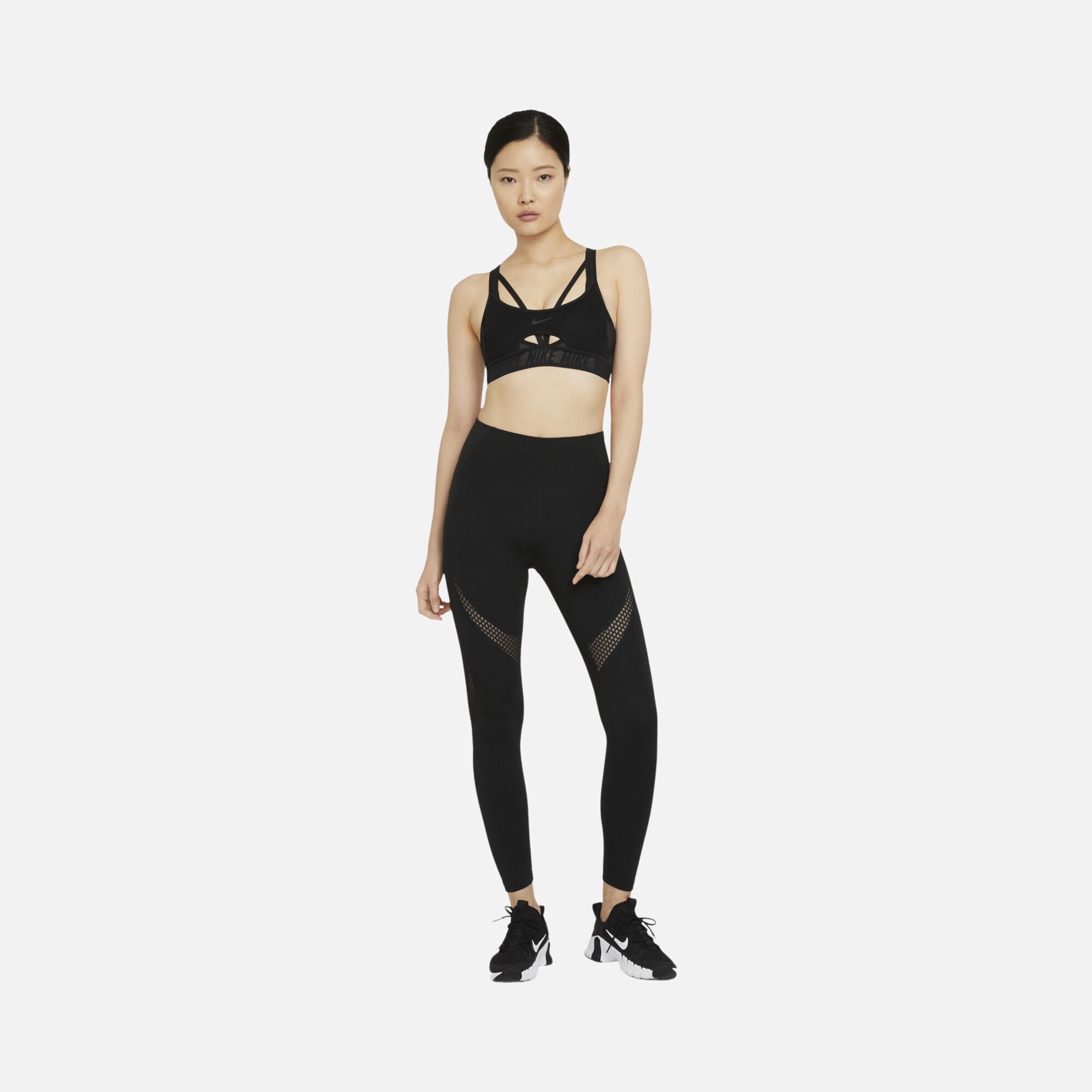 Nike Indy UltraBreathe Light-Support Sports Kadın Bra