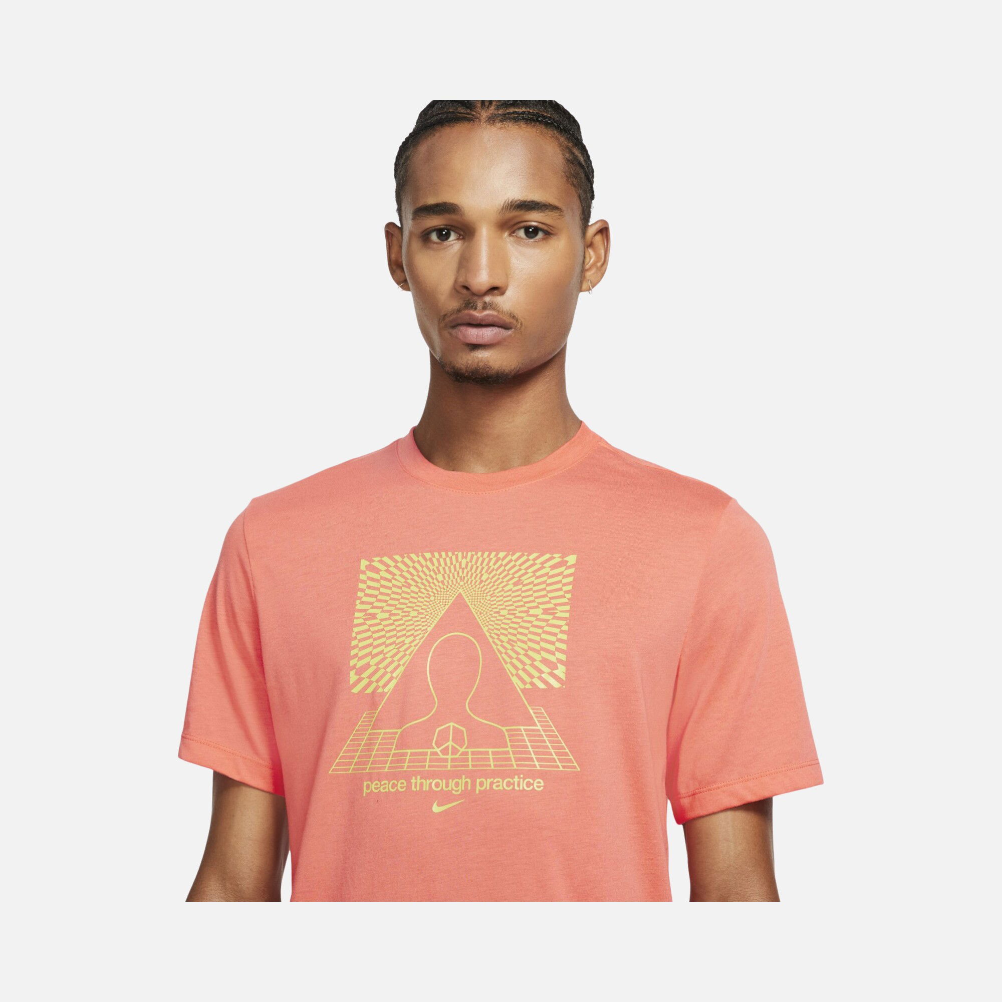 Nike Yoga Dri-Fit Graphic Short-Sleeve Erkek Tişört