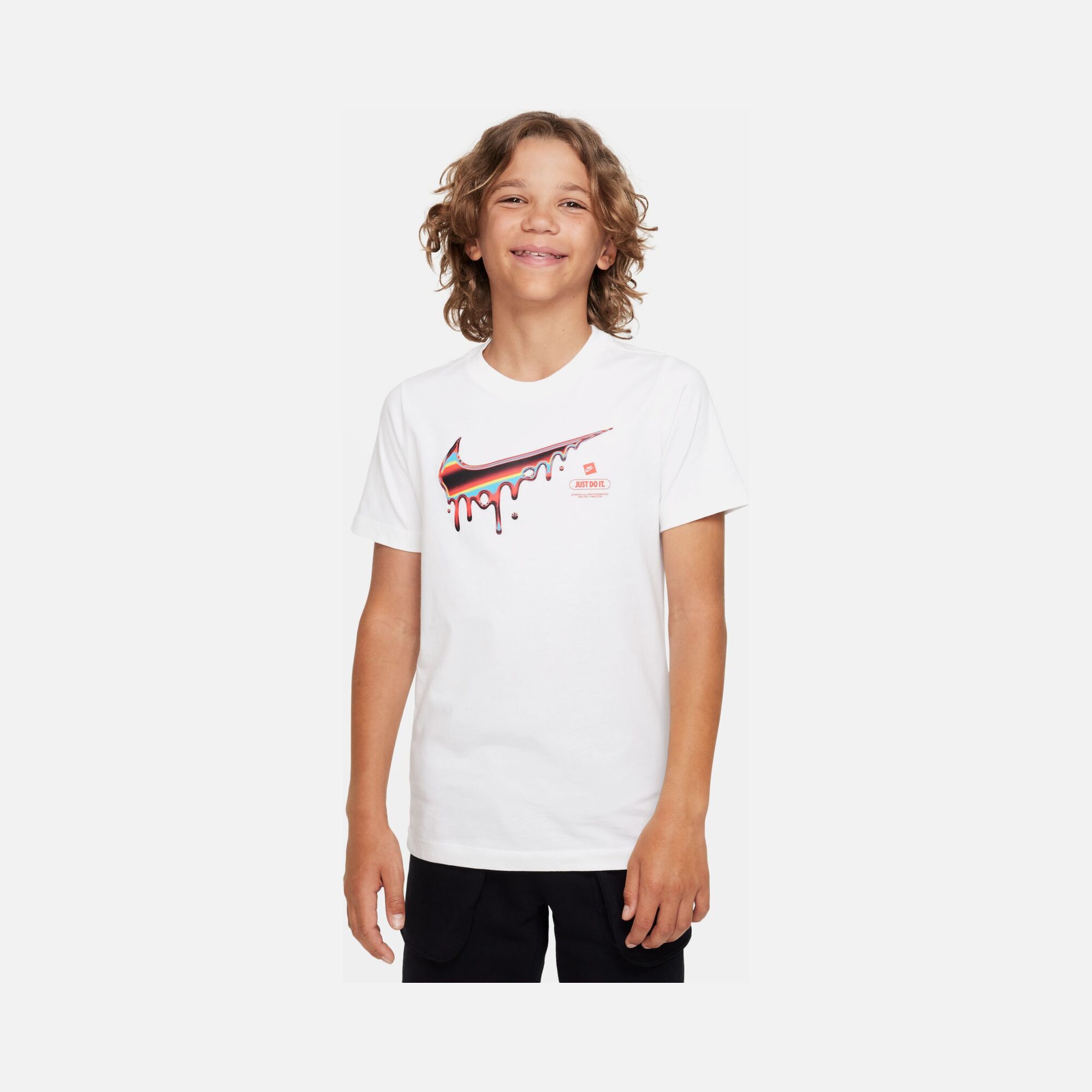 Nike Sportswear Worldwide Heatwave Graphic Short-Sleeve (Boys') Çocuk Tişört
