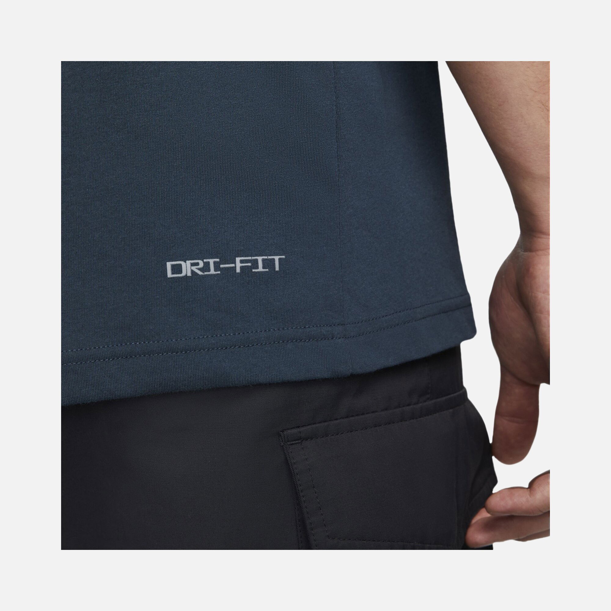 Nike Sportswear Dri-Fit Sport Utility Pack Short-Sleeve Erkek Tişört