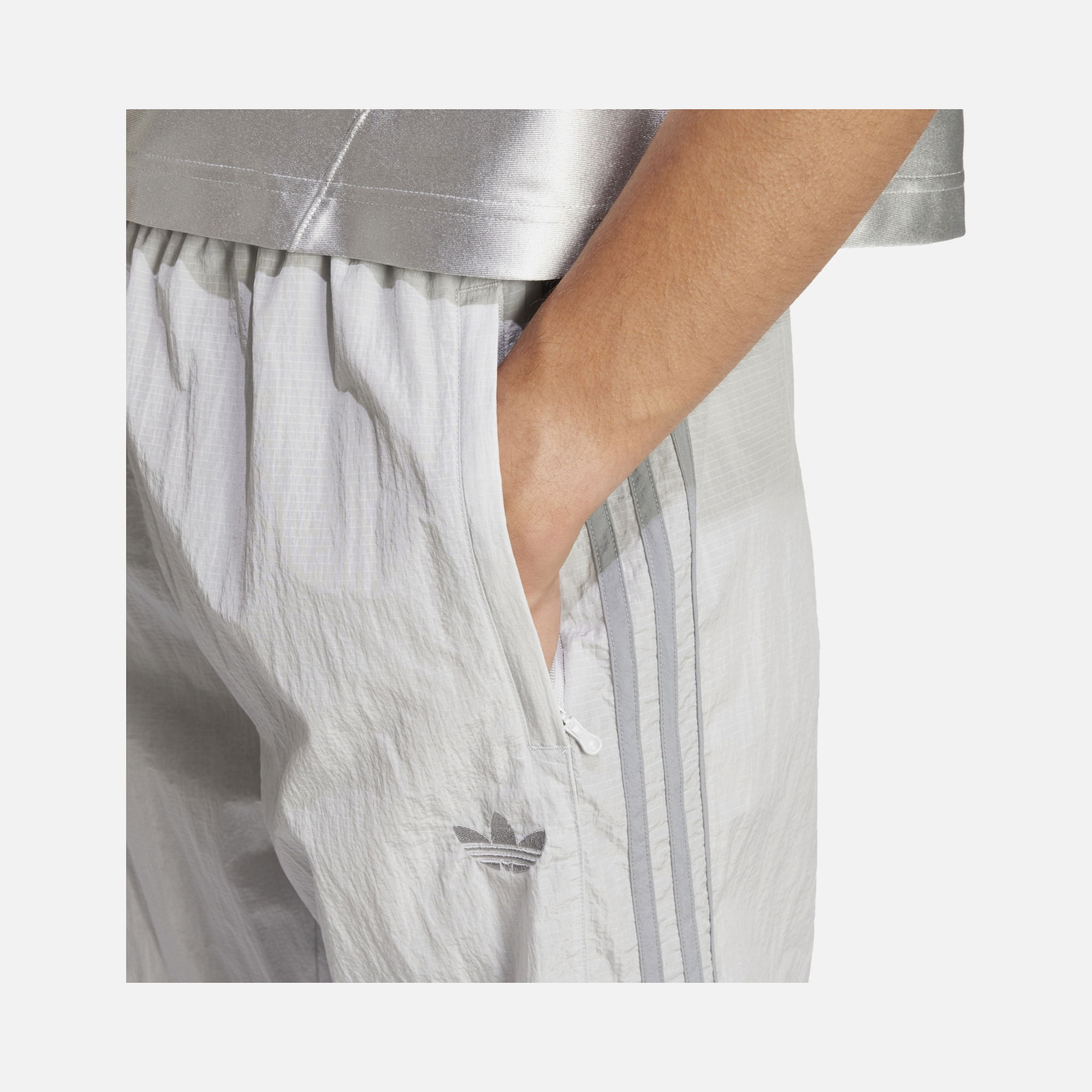 adidas Originals Adicolor 2000s Woven Track Loose Cut Erkek Eşofman Altı