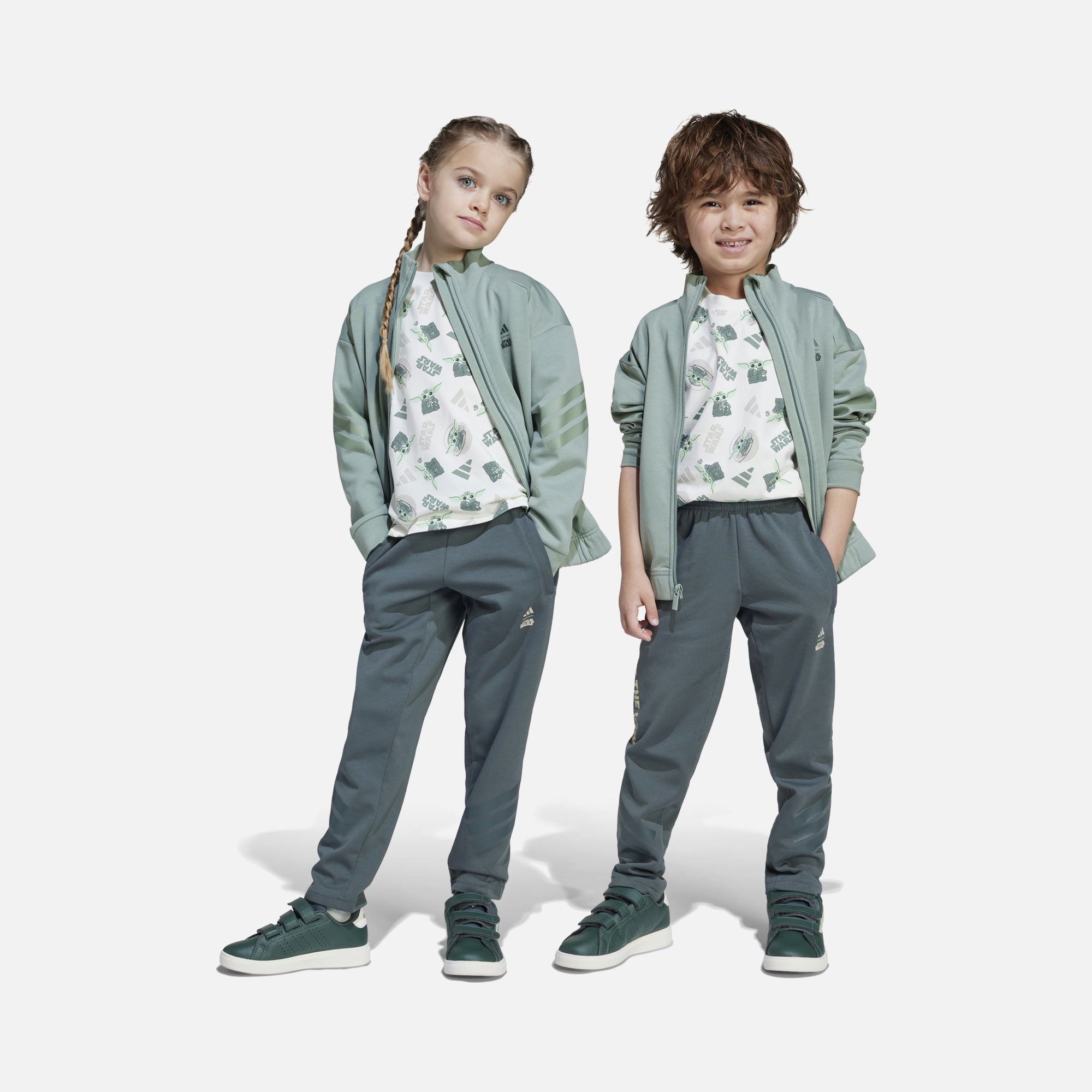 adidas Star Wars Mandalorian French Terry Fabric Mid-Rise Waist Gym & Training Çocuk Eşofman Altı