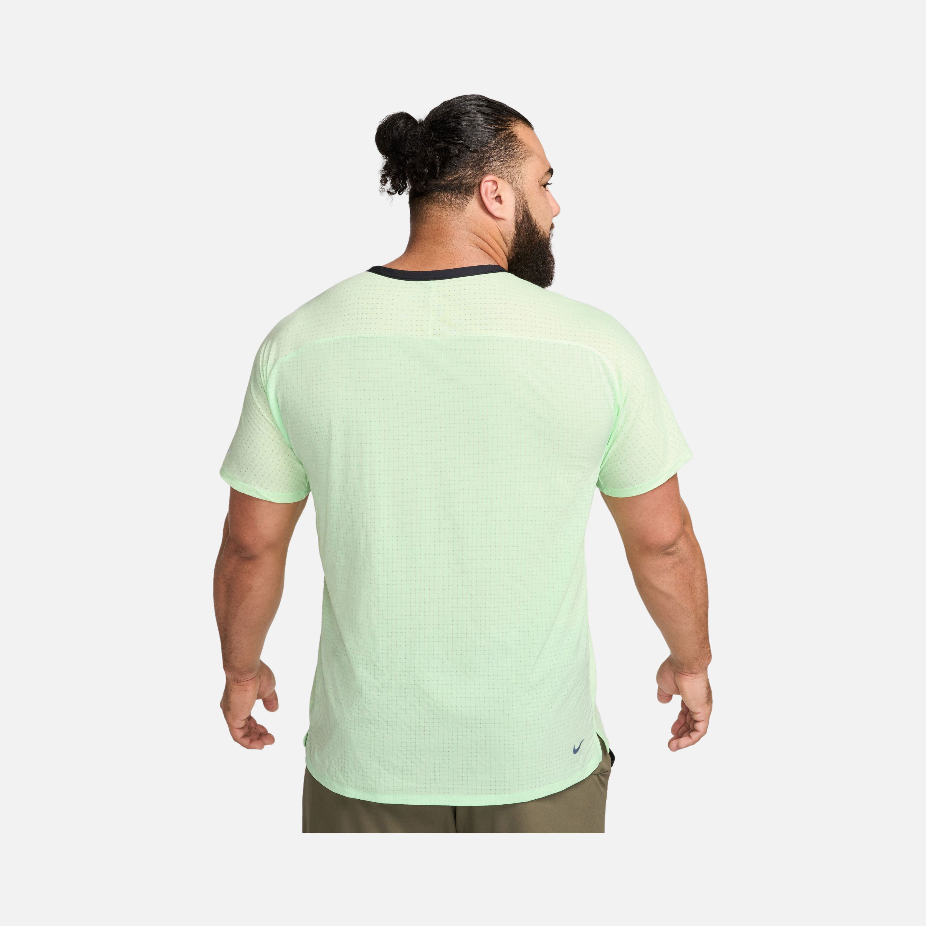 Nike Dri-Fit Trail Solar Chase Running Short-Sleeve Erkek Tişört