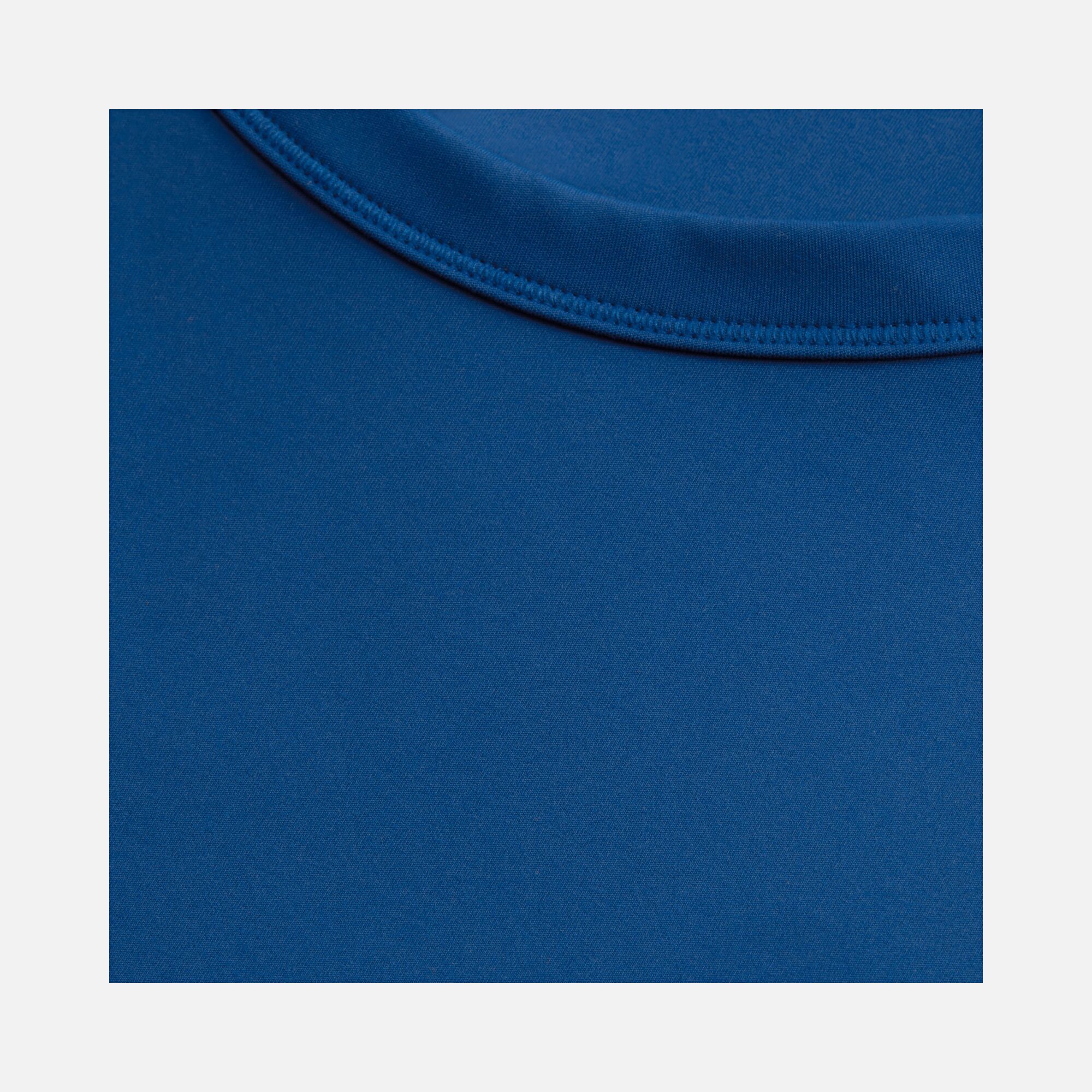 Nike One Fitted Dri-Fit Cropped Training Short-Sleeve Kadın Tişört