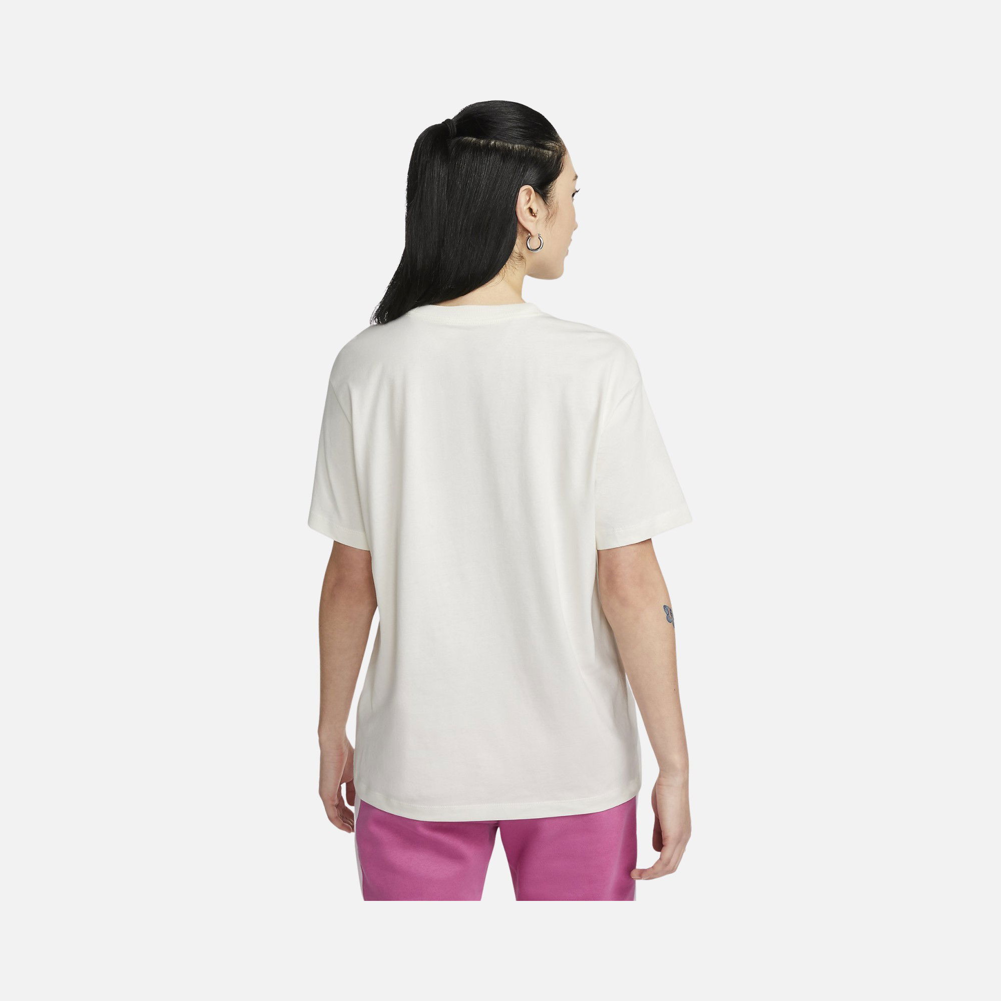 Nike Sportswear OC 2 Boyfriend Short-Sleeve Kadın Tişört