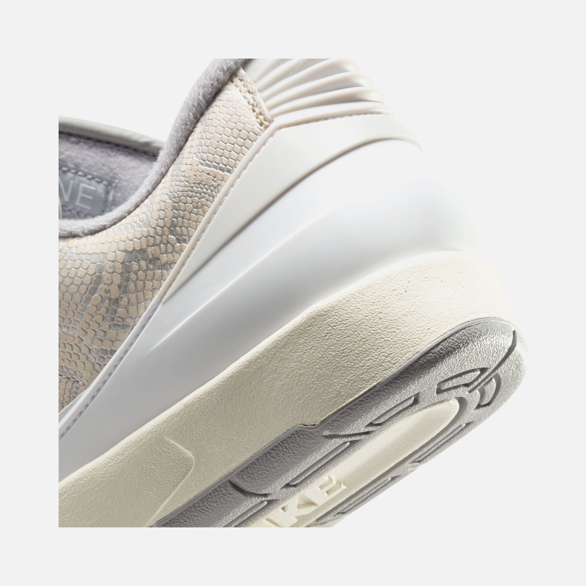 Nike Air Jordan 2 Retro Low Erkek Spor Ayakkabı