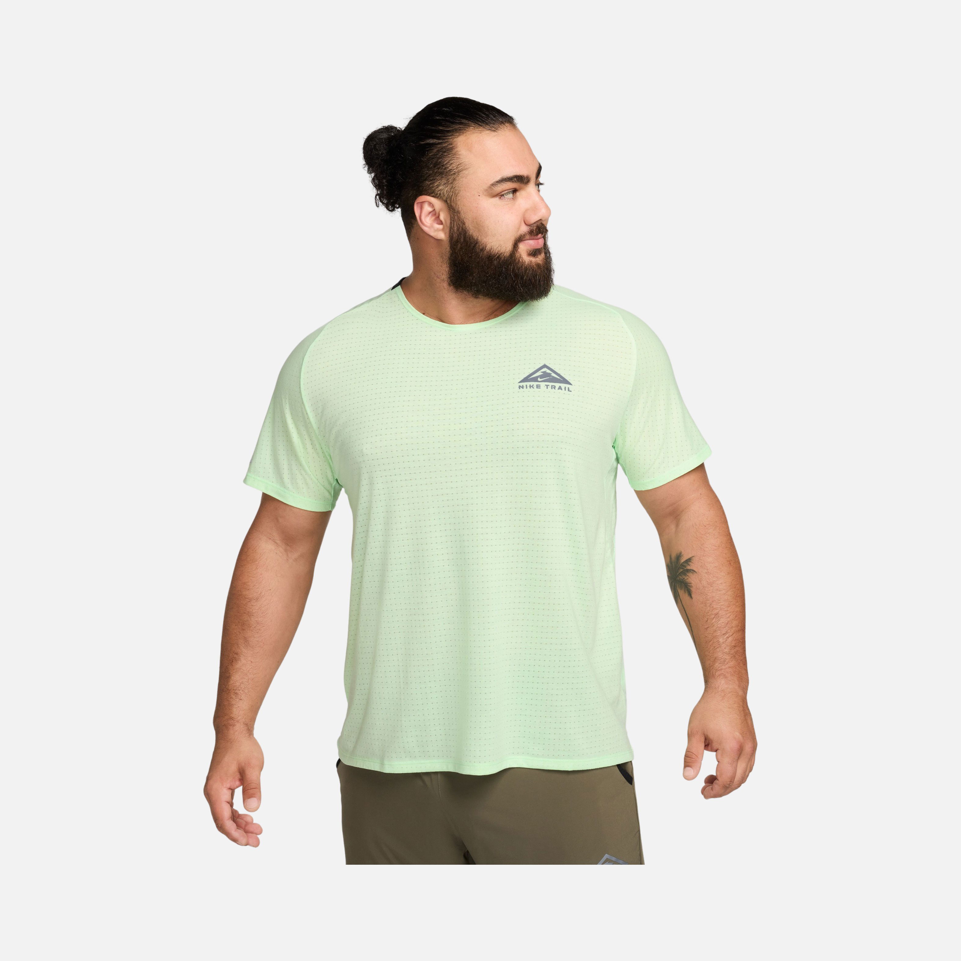Nike Dri-Fit Trail Solar Chase Running Short-Sleeve Erkek Tişört